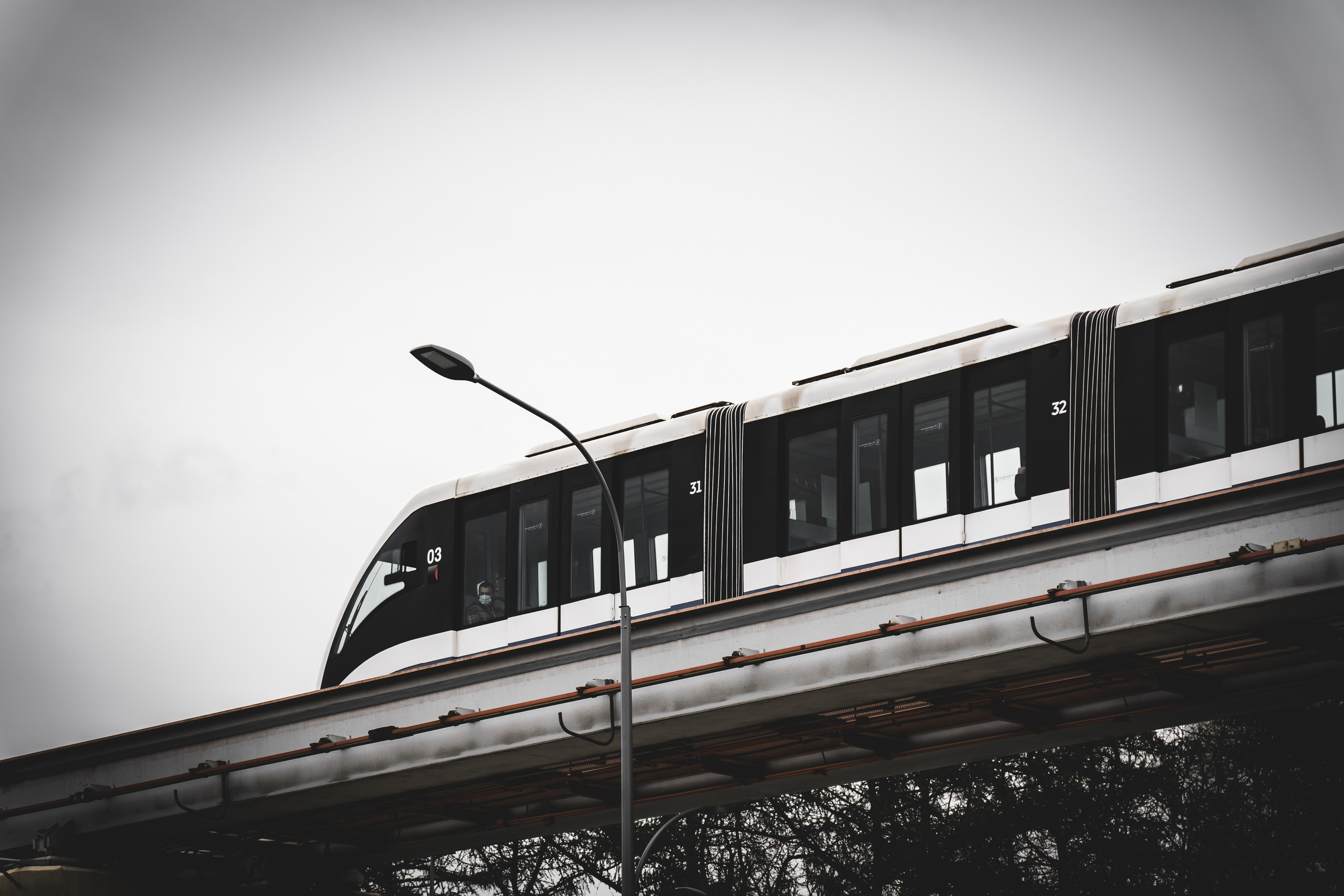 Монорельс в Москве рядом с ВДНХ