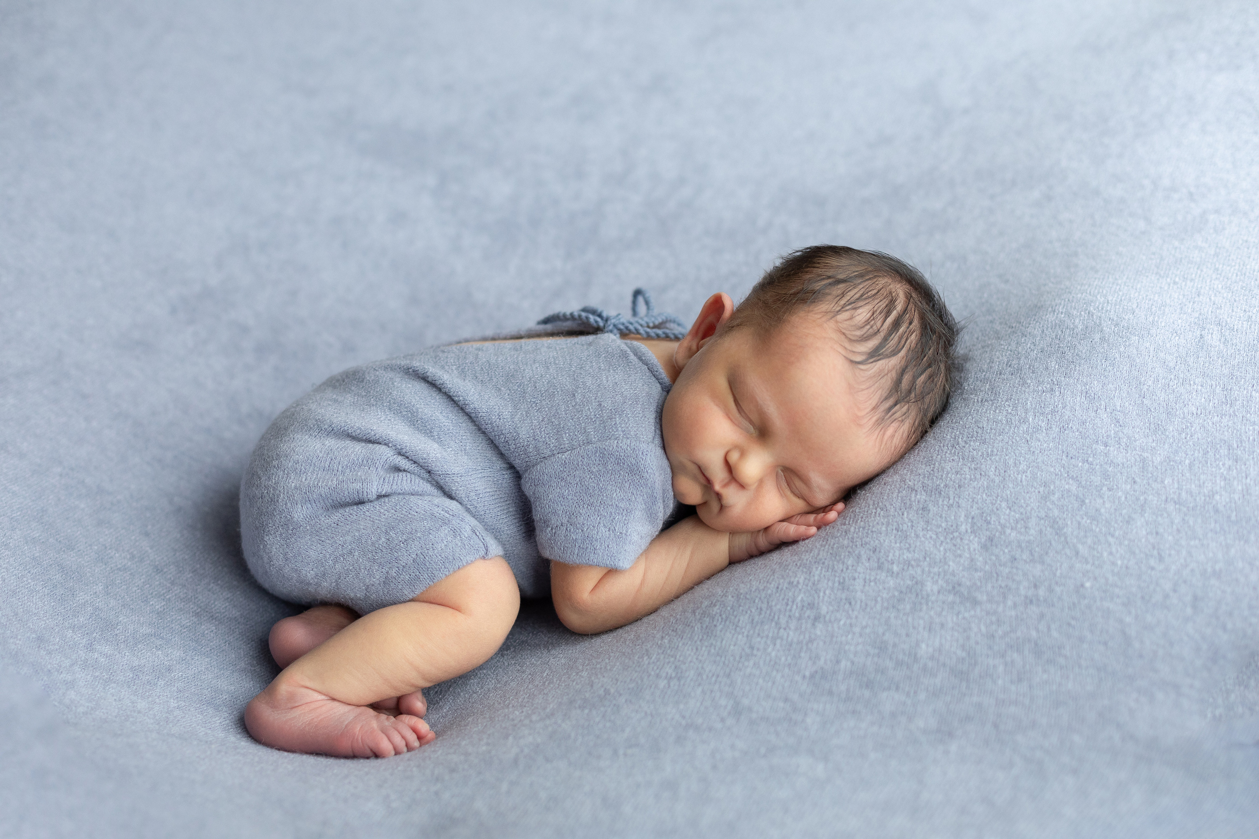 Contacts. Newborn photographer. Keski-Suomi (Central Finland)