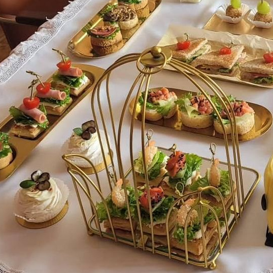 Кейтеринг, фуршеты, гастробоксы, авторские закуски в Уссурийске