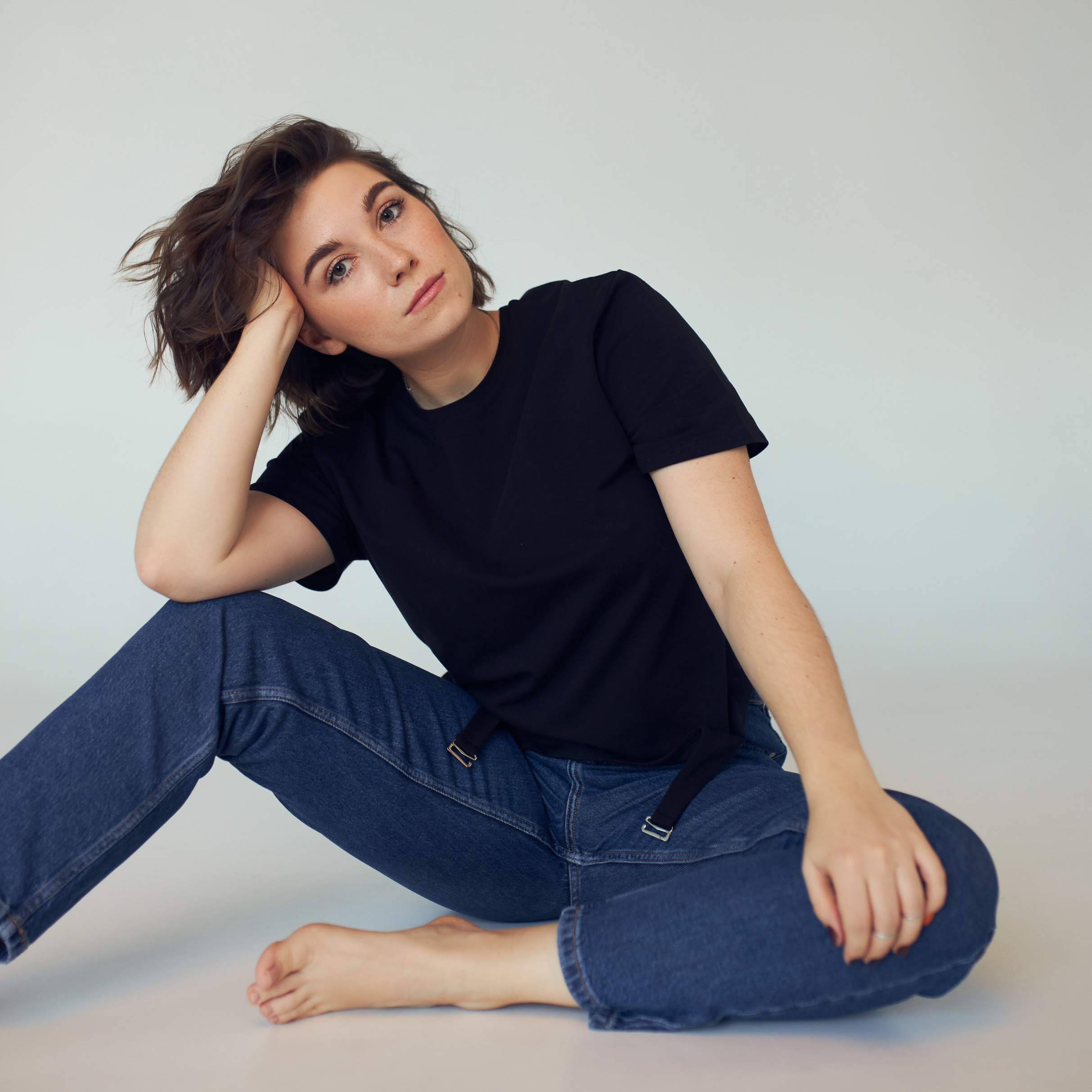 Контакты. Коммерческий фотограф Евгения Черная Екатеринбург