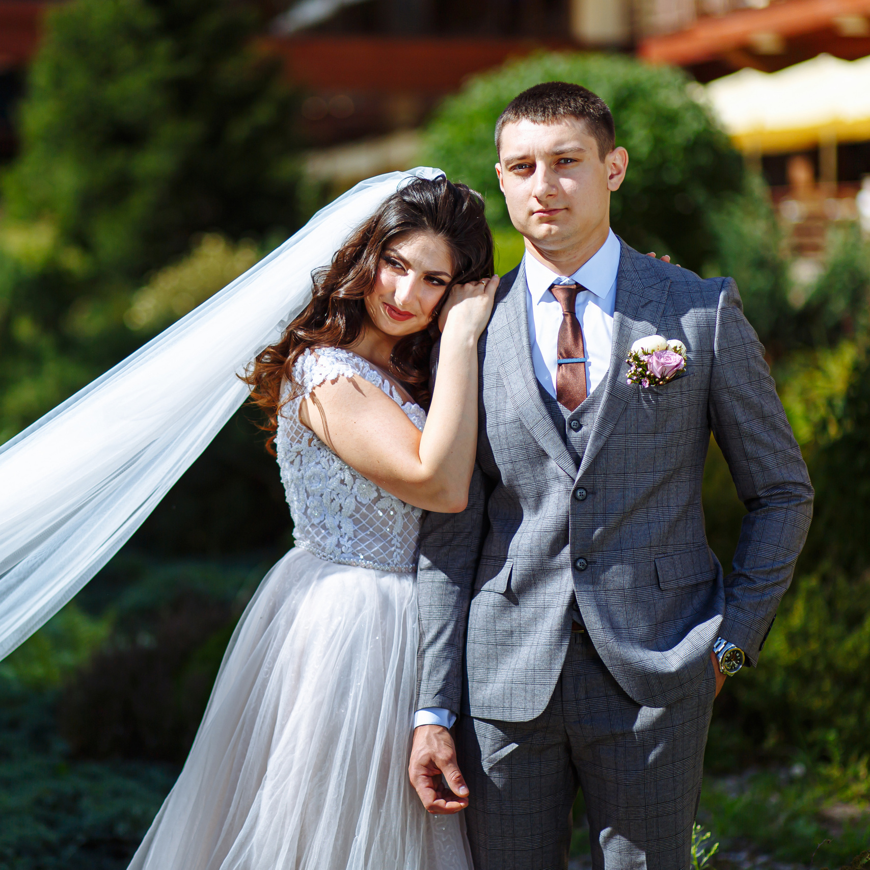 Невеста с фатой, примеры фотографий для свадебной фотосессии.