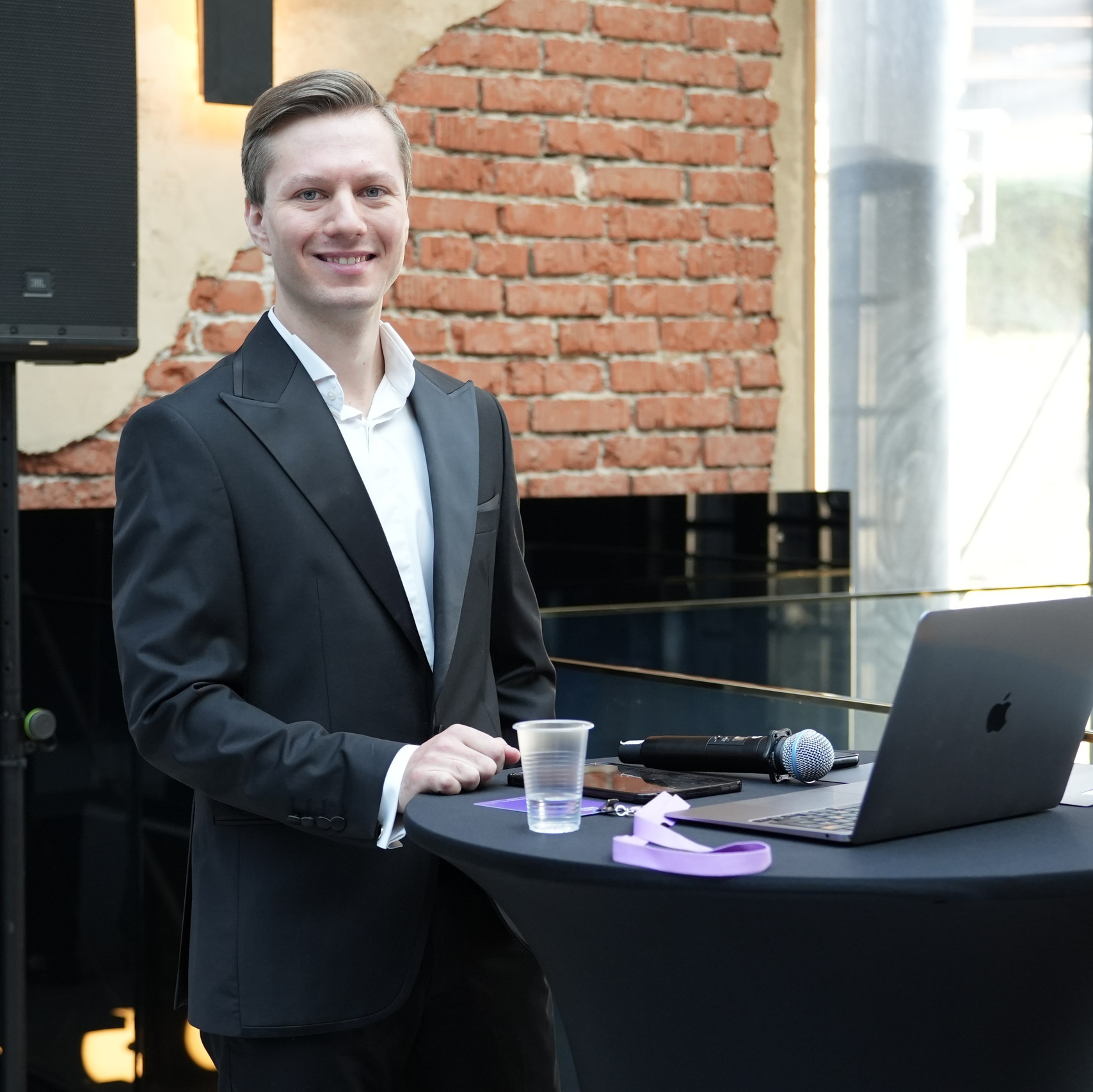 Ведущий мероприятий Михаил Терентьев