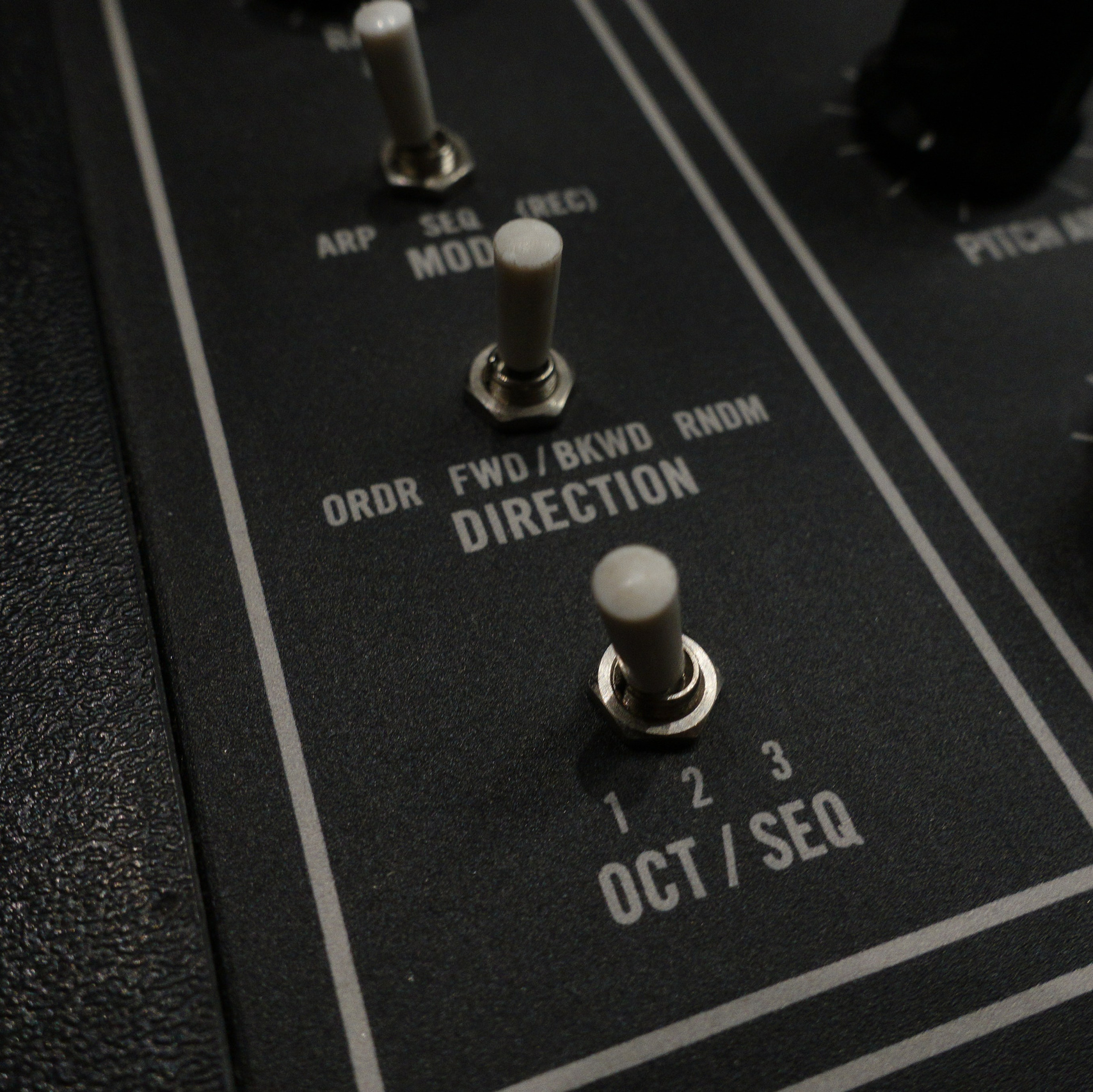 Синтез звука: интенсив по саунд-дизайну (Vital) — Дмитрий 2Dcube. Дмитрий 2Dcube Ларионов — музыкант, саунд-дизайнер, блогер