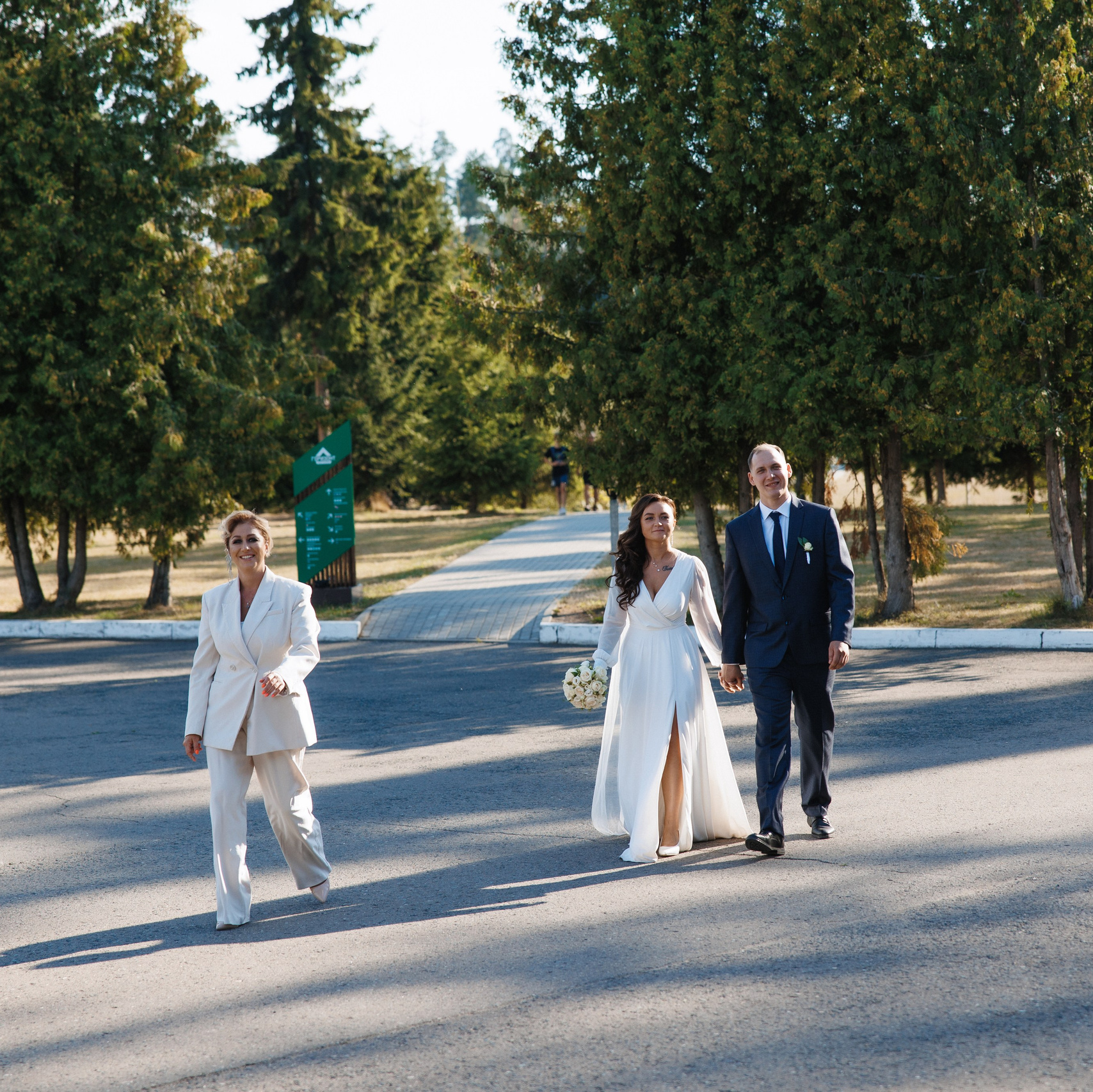 Ведущая мероприятий Анастасия ЮНИСОВА