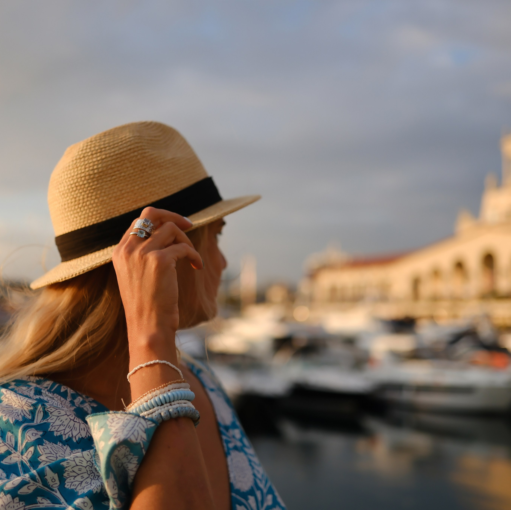 Контакты. ФОТОПРОГУЛКИ и ЭКСПРЕСС ФОТОСЕССИИ