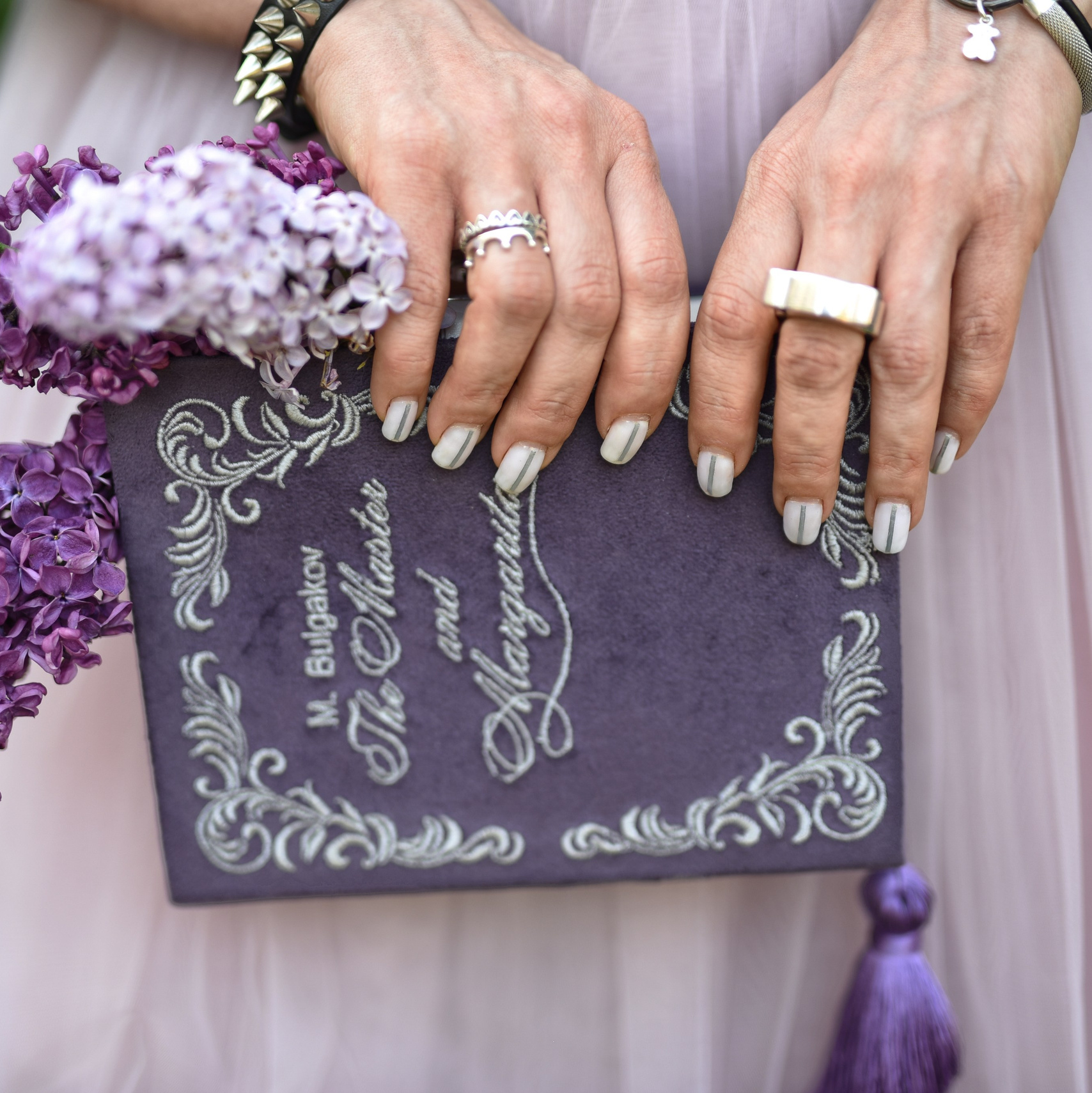 Dizmoralka production