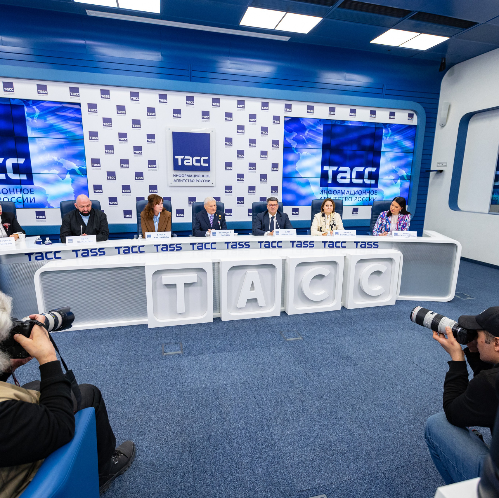 РЕПОРТАЖНАЯ ФОТОСЪЕМКА. Фотостудия в Москве LUXARTPHOTO