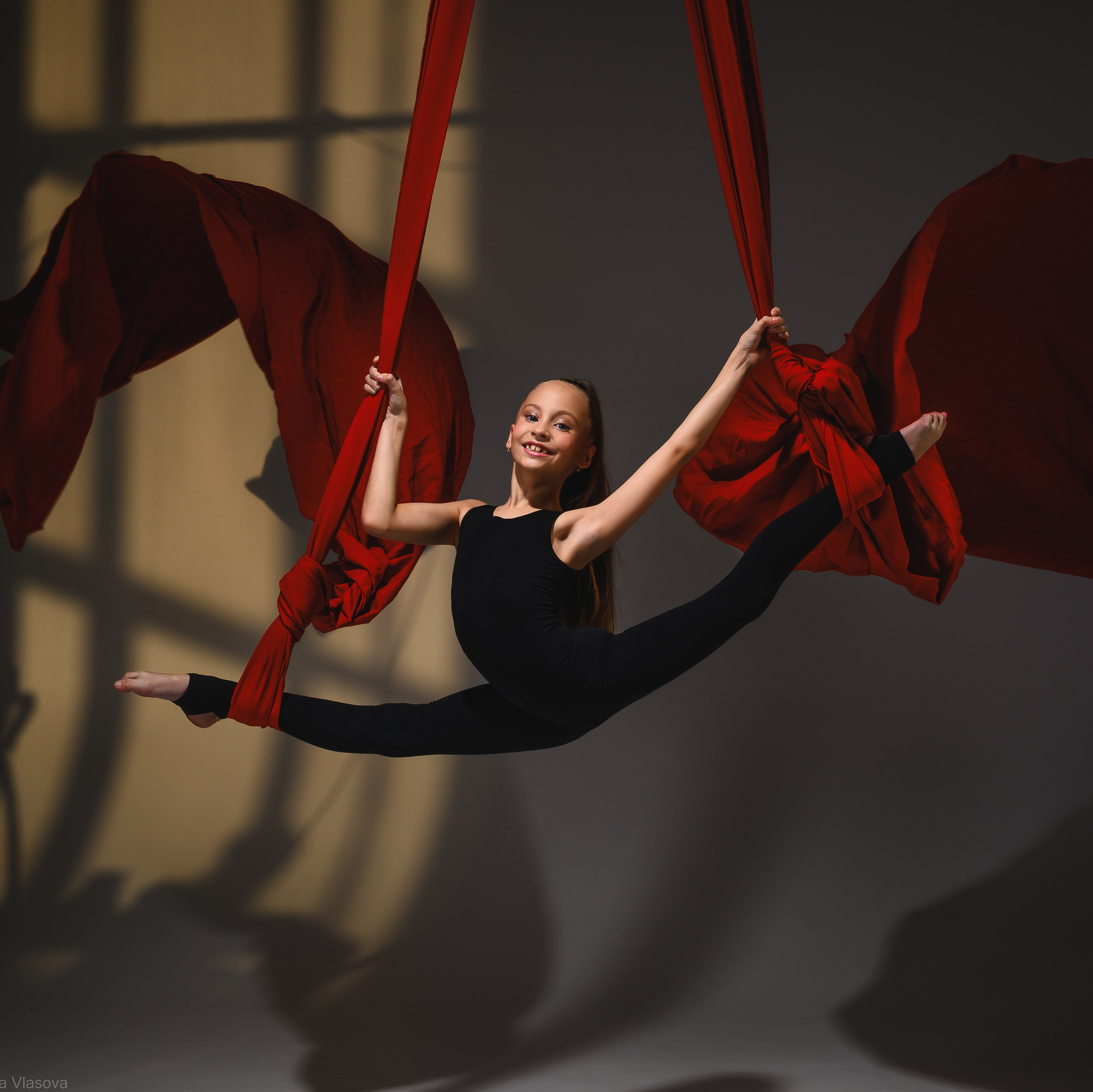 Фотосессия на воздушных полотнах в Новосибирске