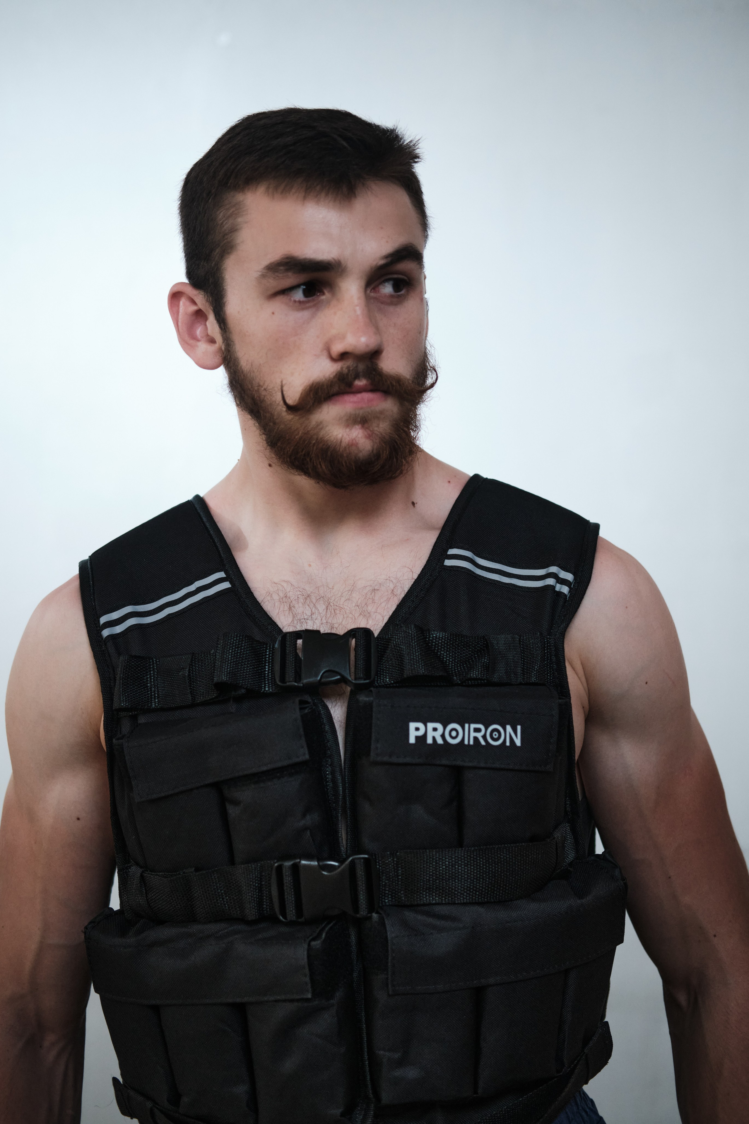 Создание визуальной идентичности: мой опыт съемок для спортивного бренда PROIRON. Кирилл Акишкин — режиссёр и фотограф | Киноэстетика визуального повествования | МОСКВА