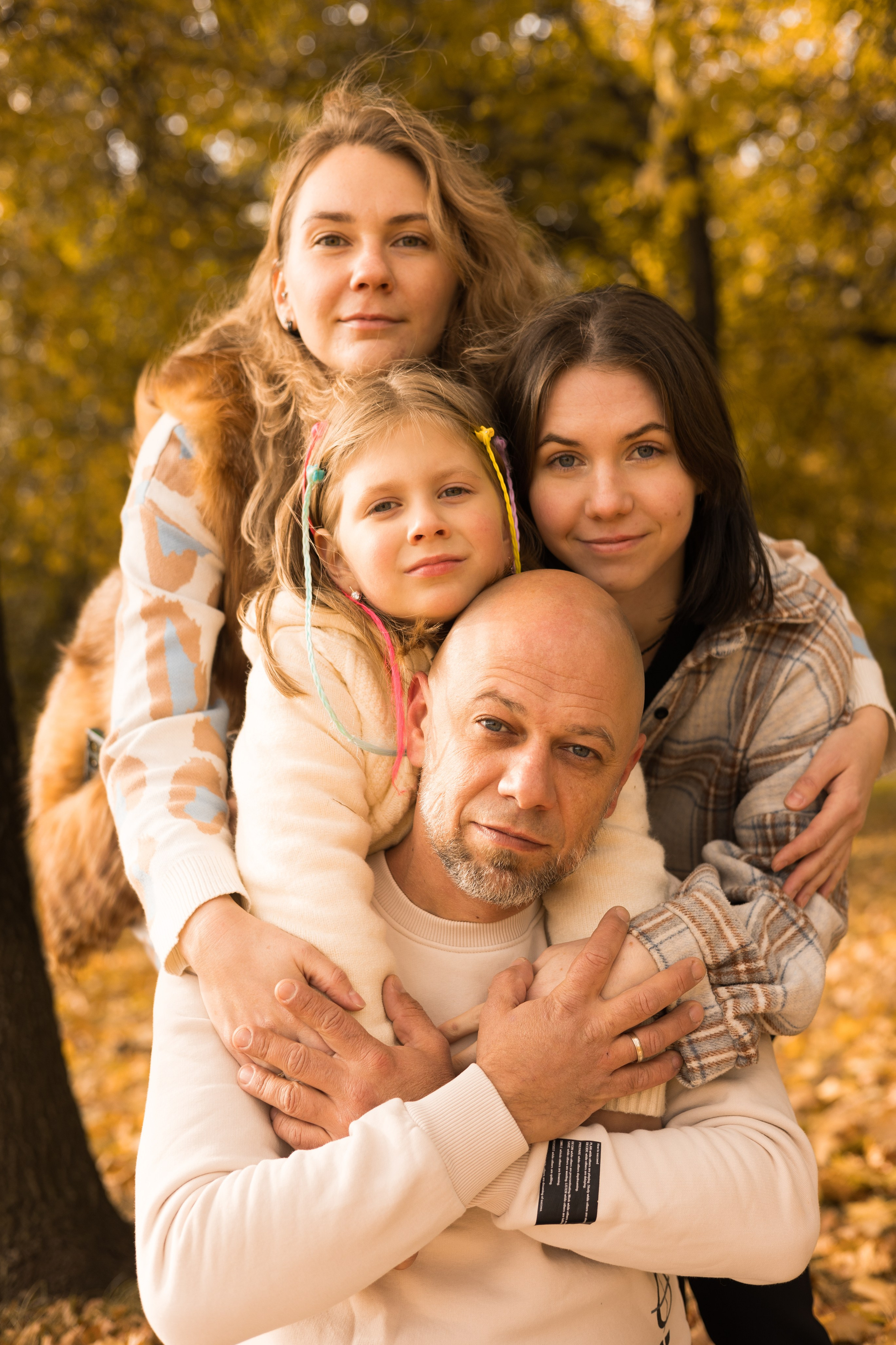 Семейный фотограф в Москве новогодняя фотосессия в студии Новогодняя семейная фотосессия в атмосфере тепла и уюта