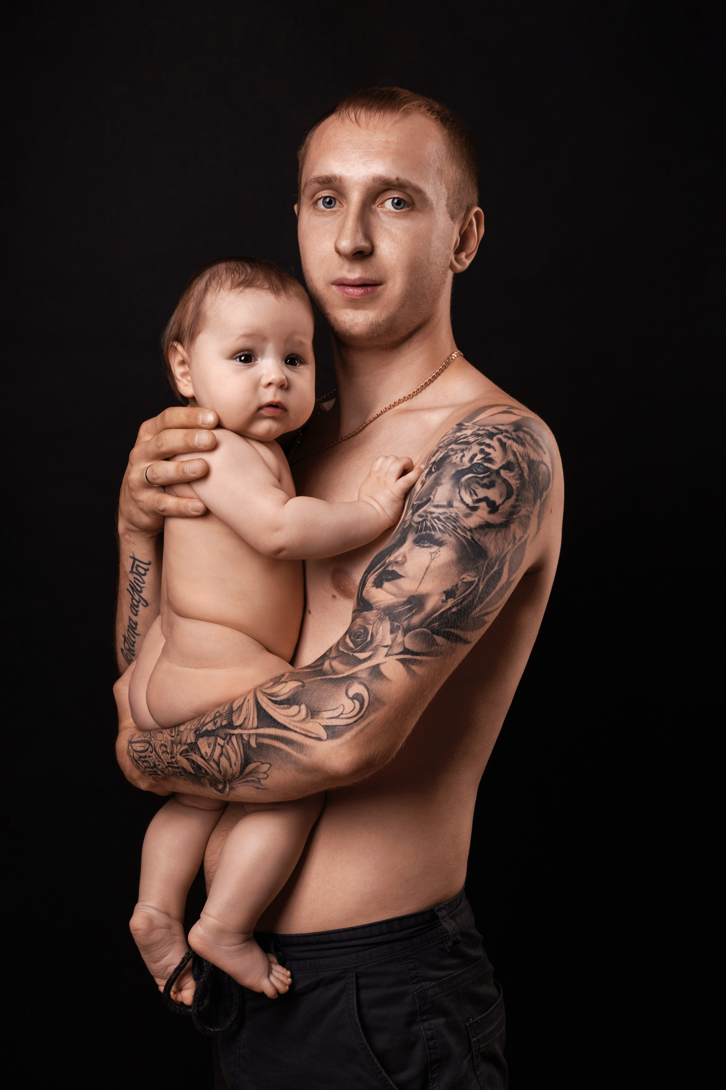 Фотосессия празднования дня рождения ребенка. Годик. Крушение тортика. 