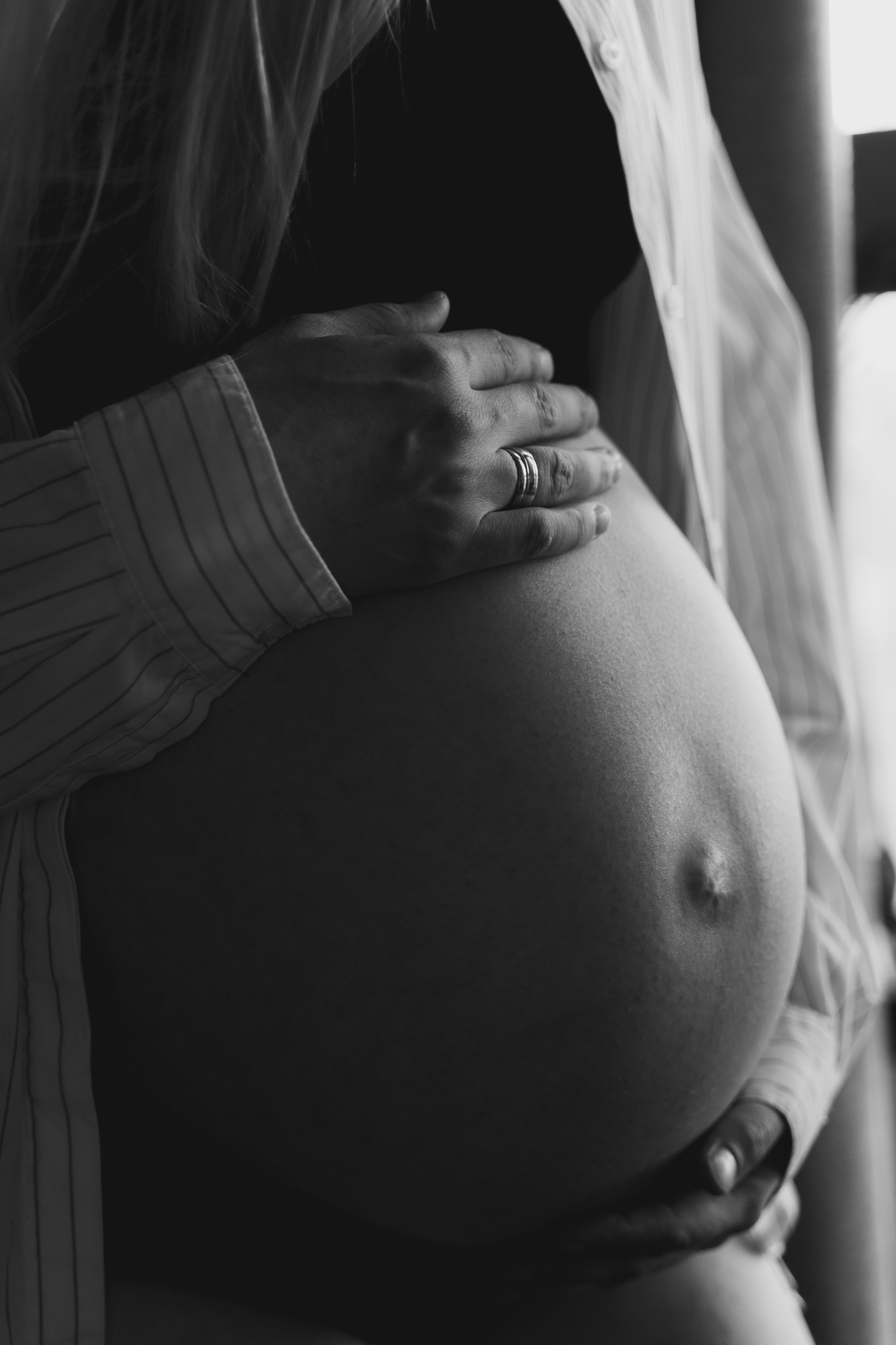 Фотосъемка Семейная история — заказать комплекс 3-х услуг фото и видео. Фотографы на роды в Москве. Фото и видео родов. Фотопроект «Продолжение рода»