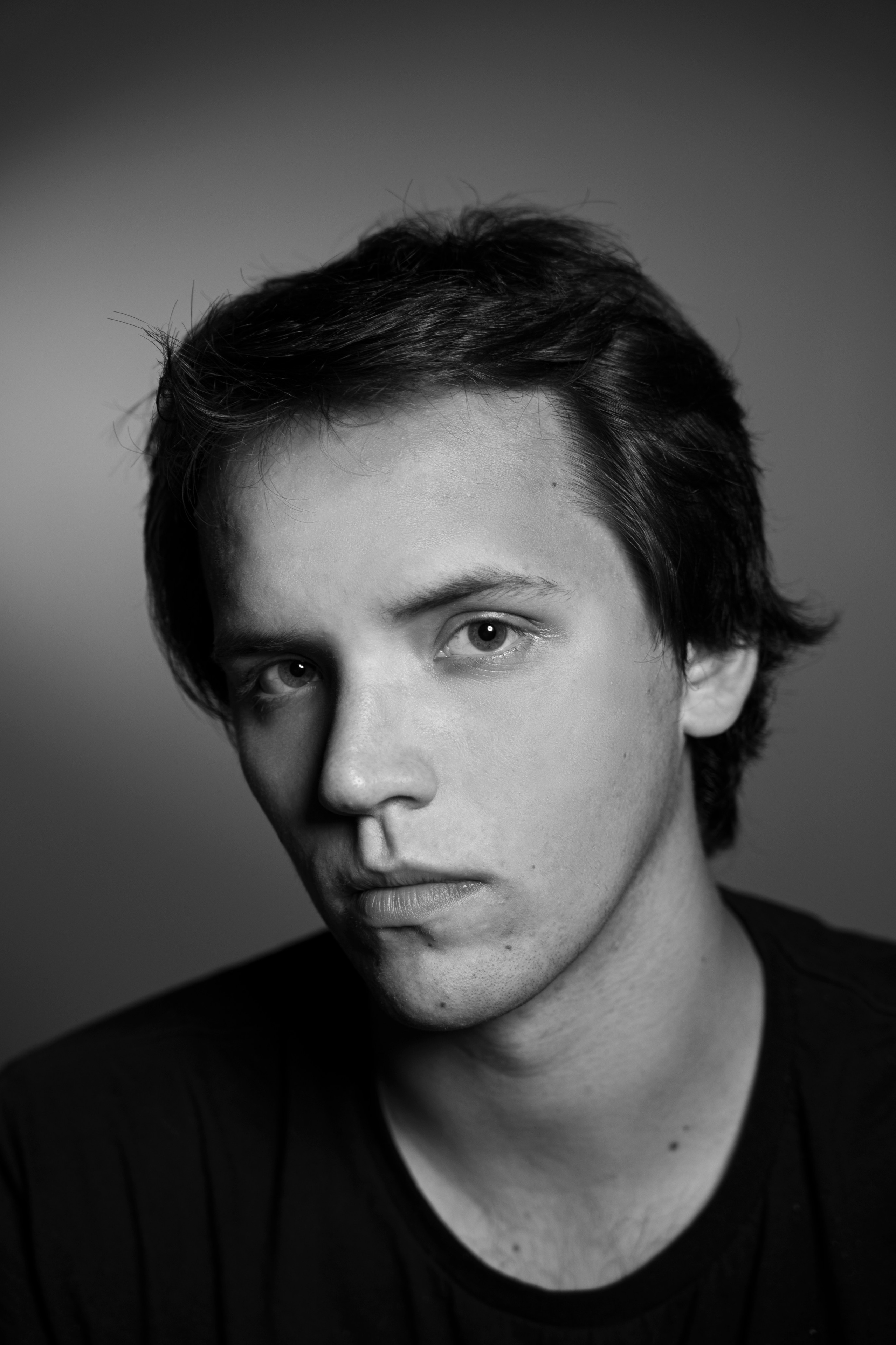 Контакты. Фотошкола «LightPhotoschool»