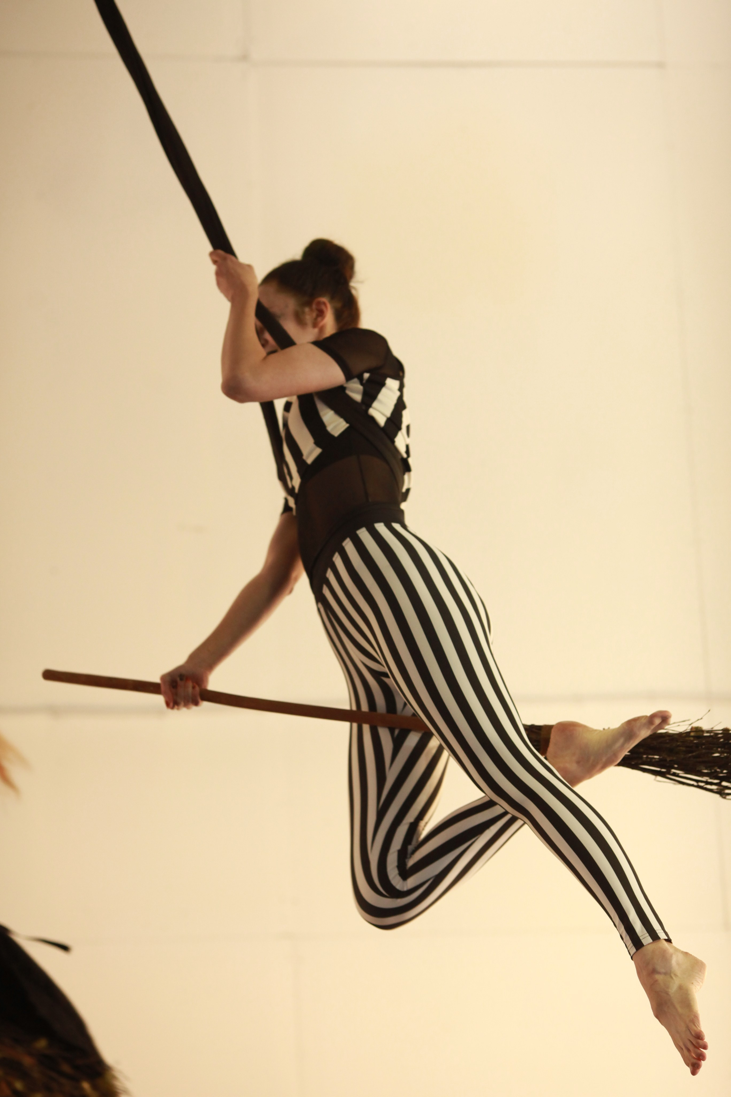 Парящие ведьмы. Детский и семейный фотограф в Москве СВАО Екатерина Алалыкина