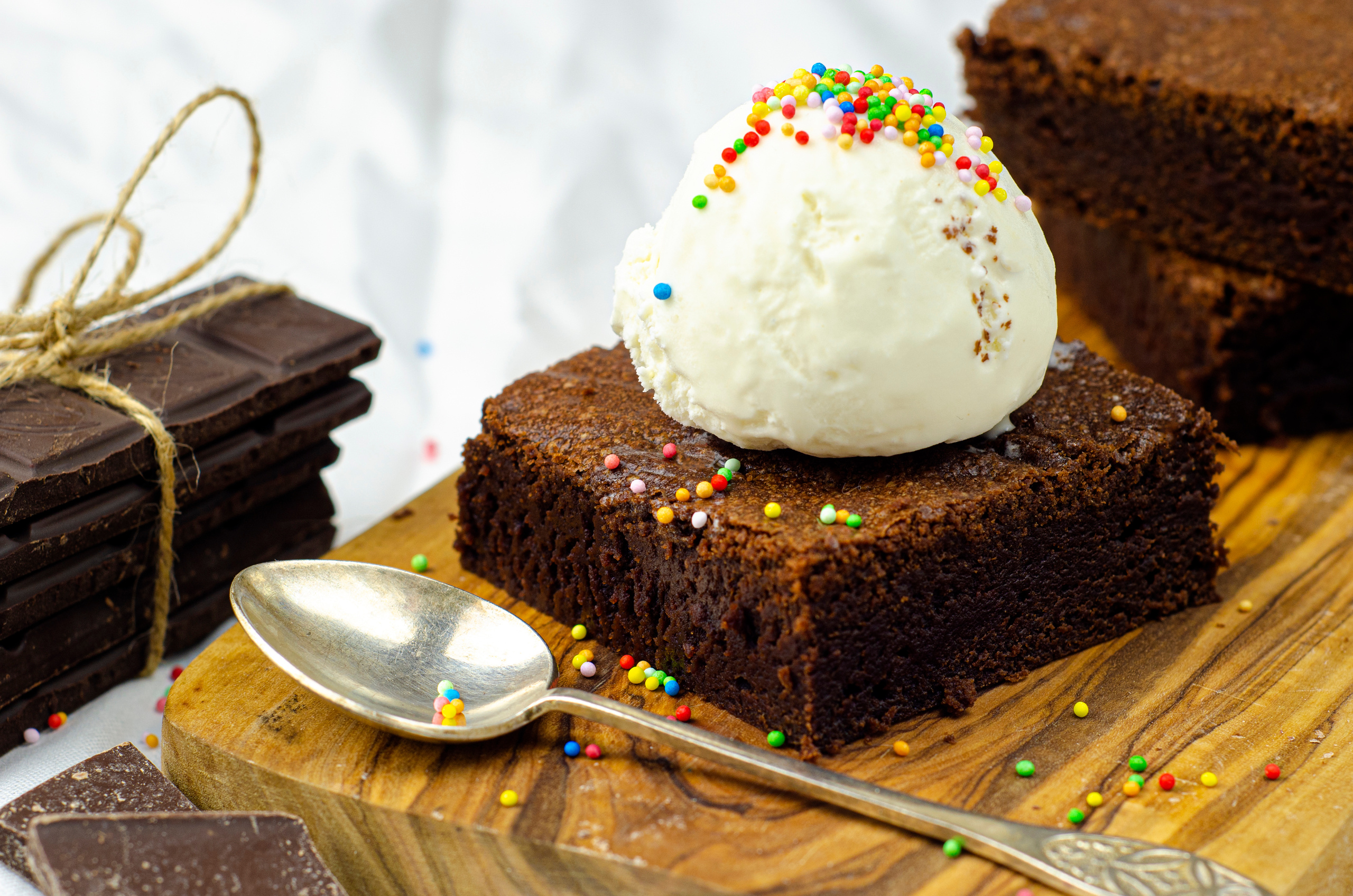 Брауни рецепт, фудфото брауни, рецепт брауни, нстоящий брауни. Фуд-фото в Москве, съемка для ресторанов и кафе, съемка для меню