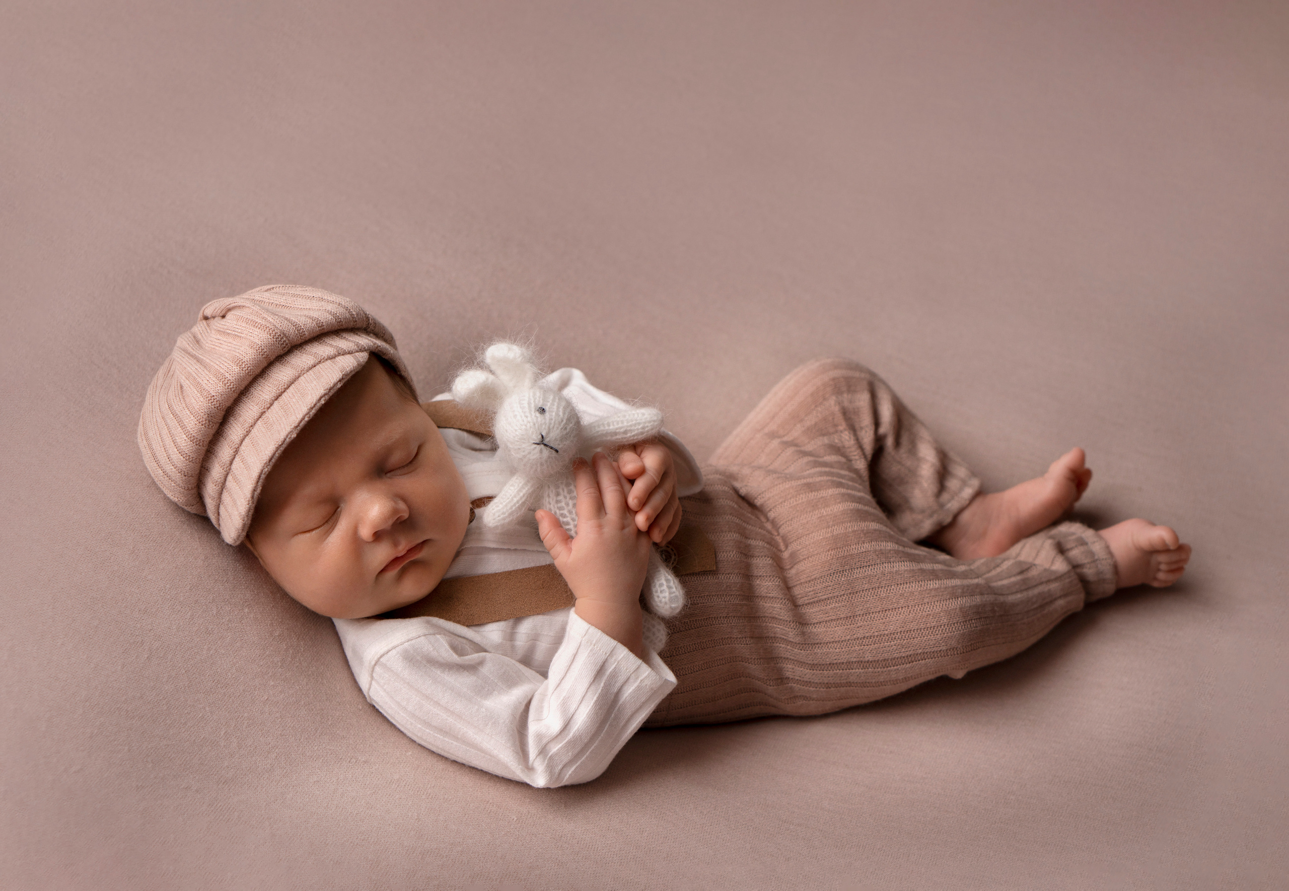 Контакты. Фотограф новорожденных в Новоалександровске Оксана Джолаева