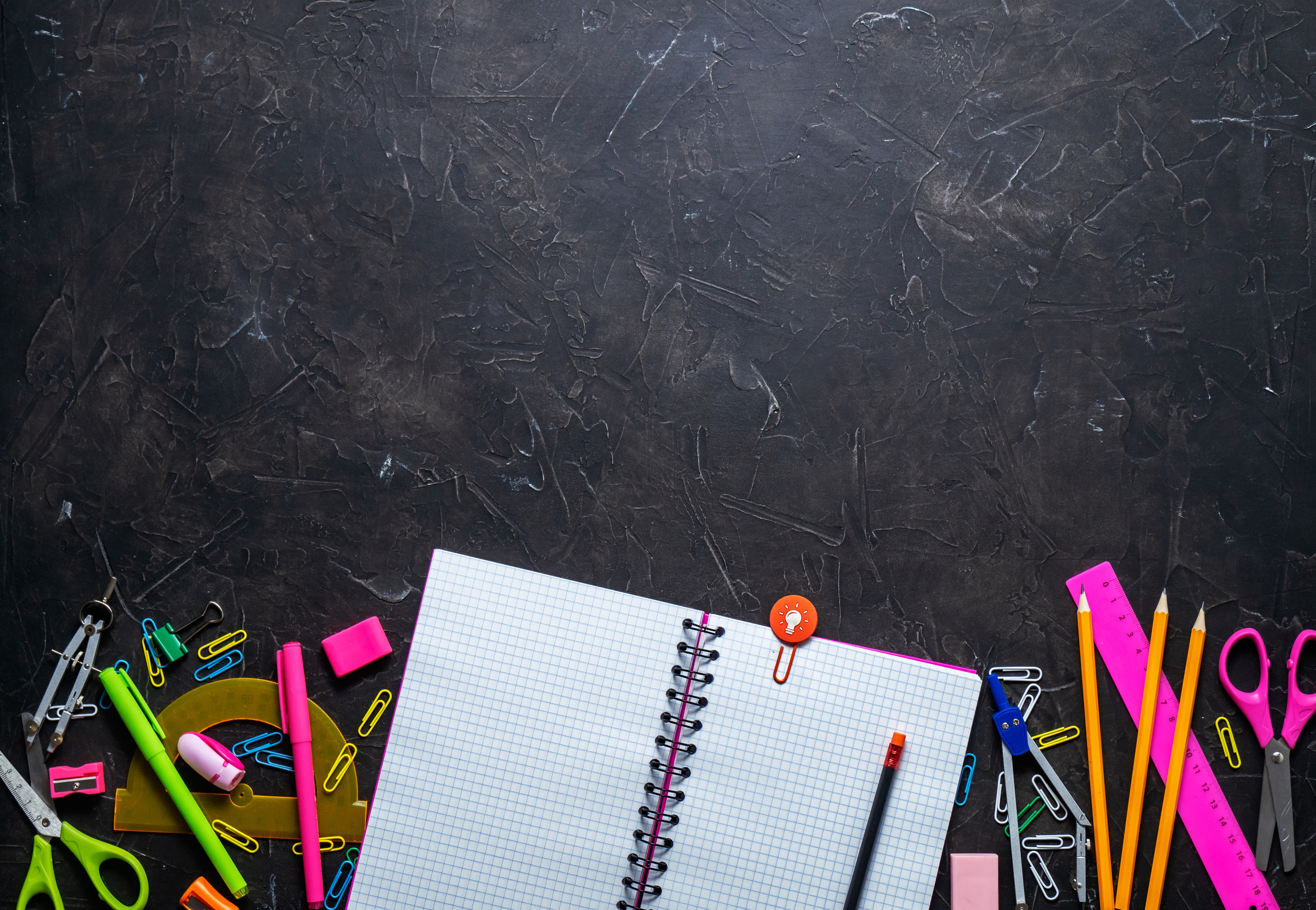 Снова в школу. Купить коммерческие фотографии для использования в дизайне и рекламе