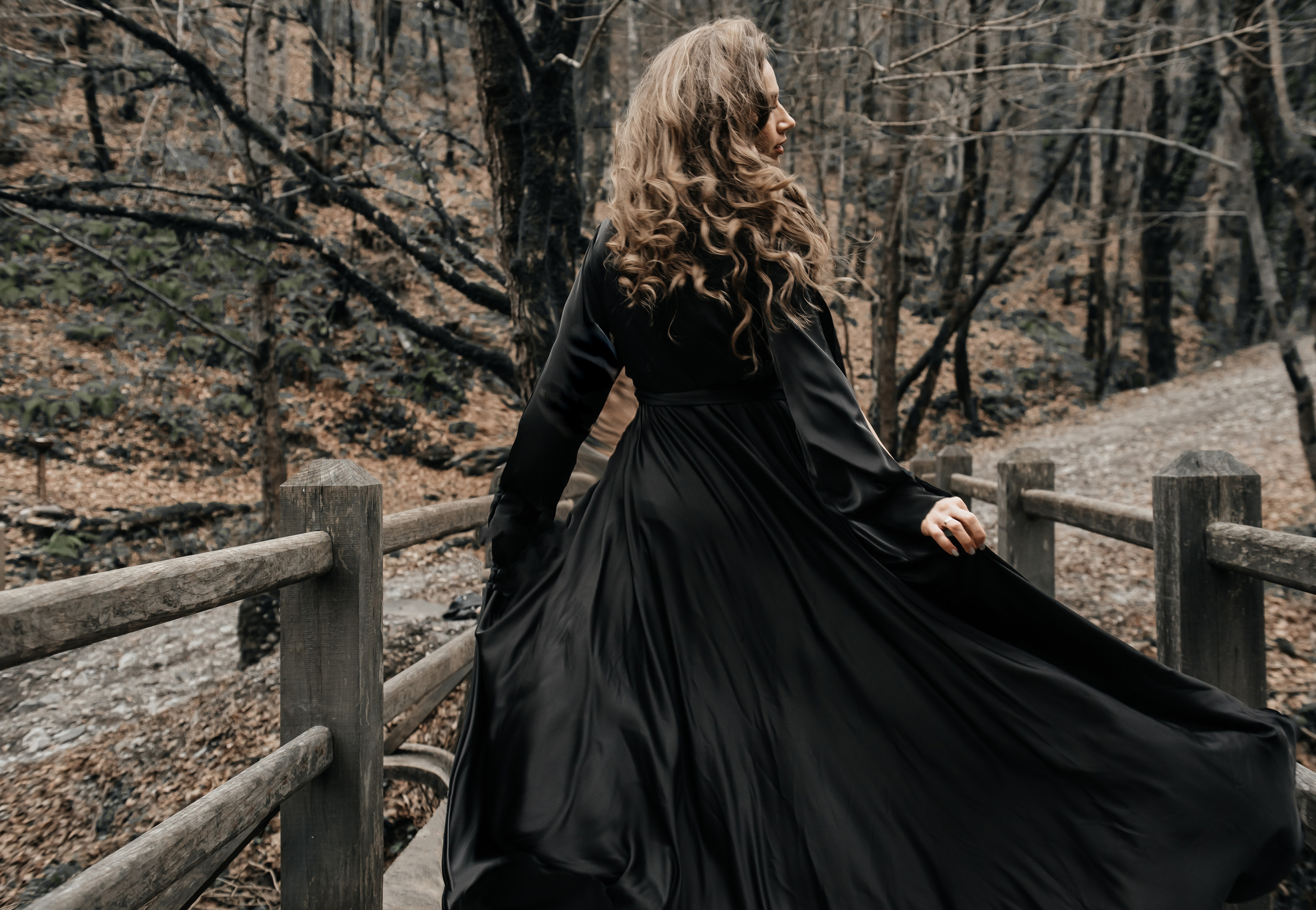 Фотосессия в черном платье. Фотограф Сочи Евгений Соколов