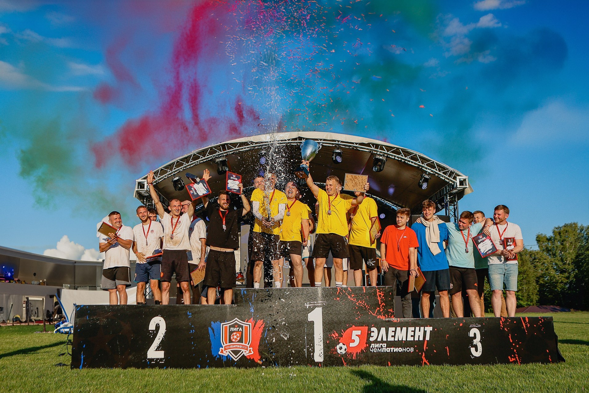 Профессиональный репортажный фотограф в Минске Максим Гупинец