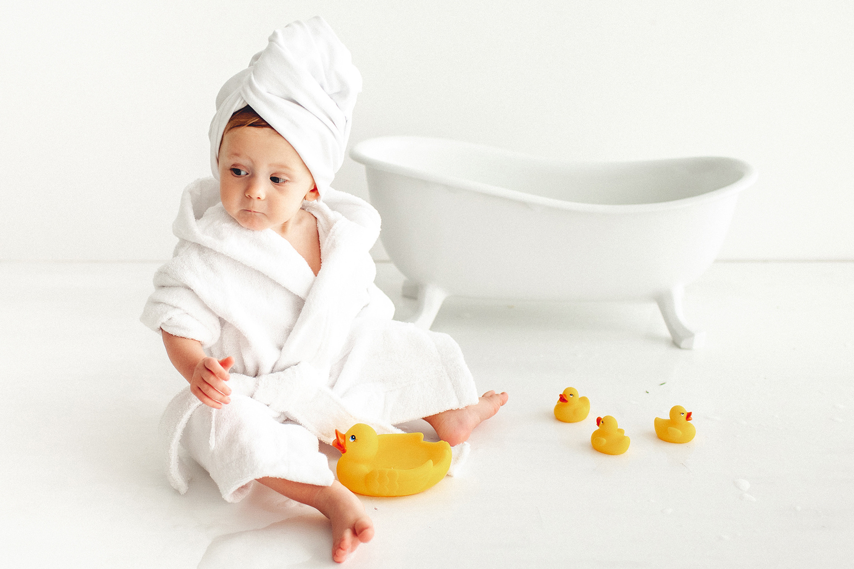 Цветочная ванна для Агаты. Детский фотограф в Самаре