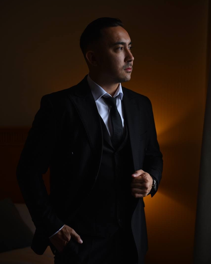 Contacts. Видеограф и Фотограф в Алматы и Астана