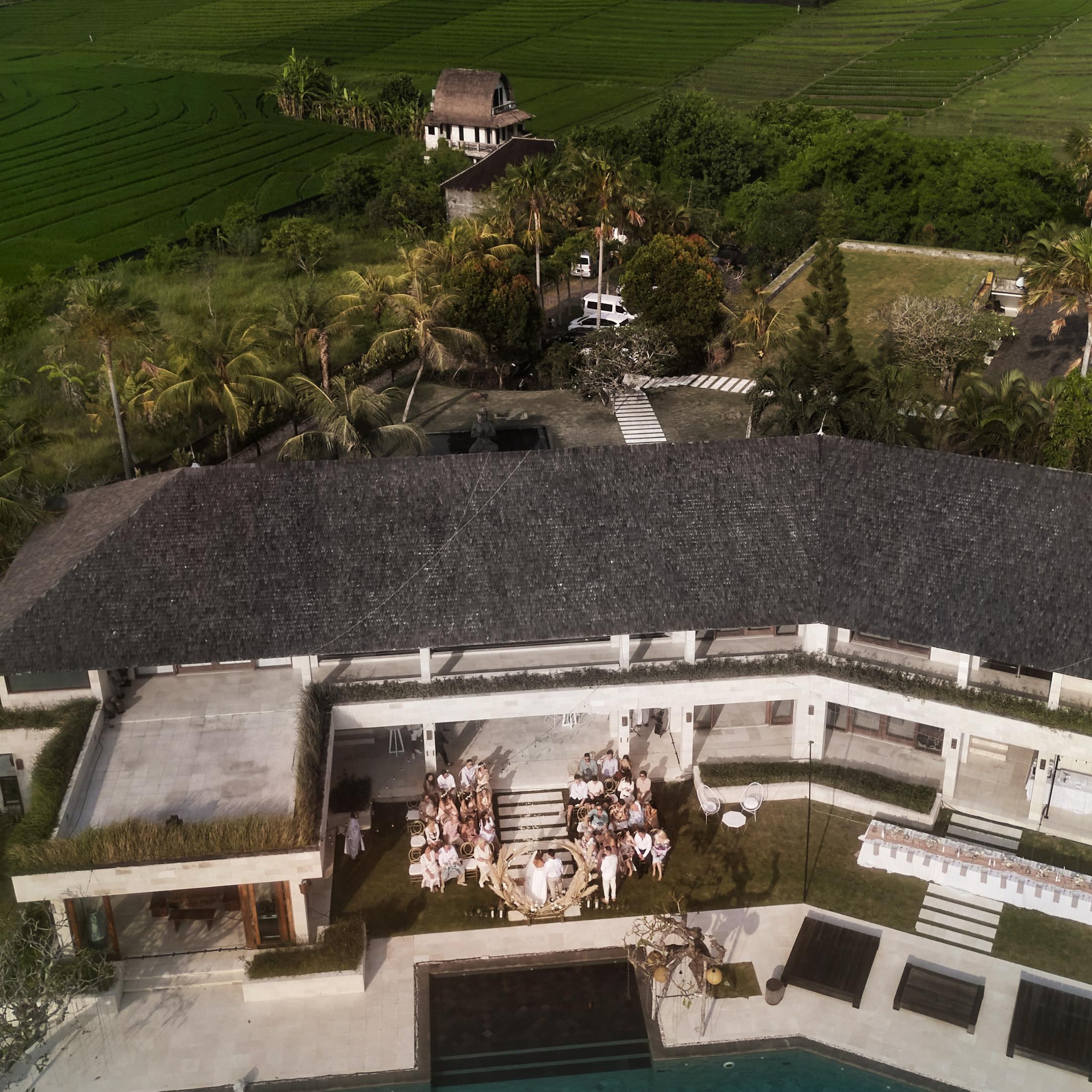 Пакеты услуг по фотосъёмке TWINS STUDIO. ТВИНС СТУДИО — лучшие свадебные фотографы и видеографы в Краснодаре