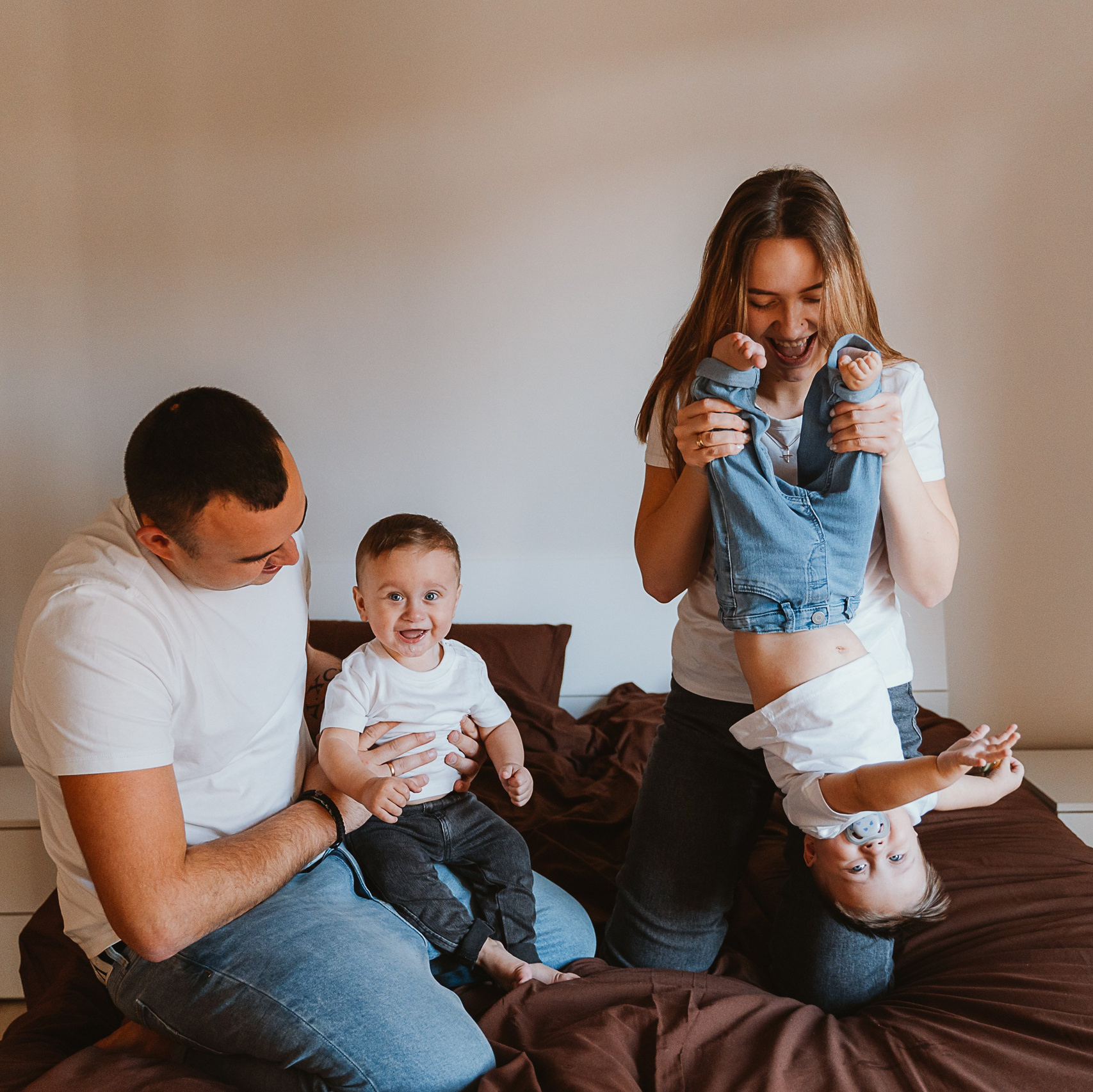 Family photoshoot Lucca Toscana Fotografo per le famiglie. stai cercando il fotografo in Toscana. Photographer Lucca Photographer Pisa for your vacation in Tuscany.