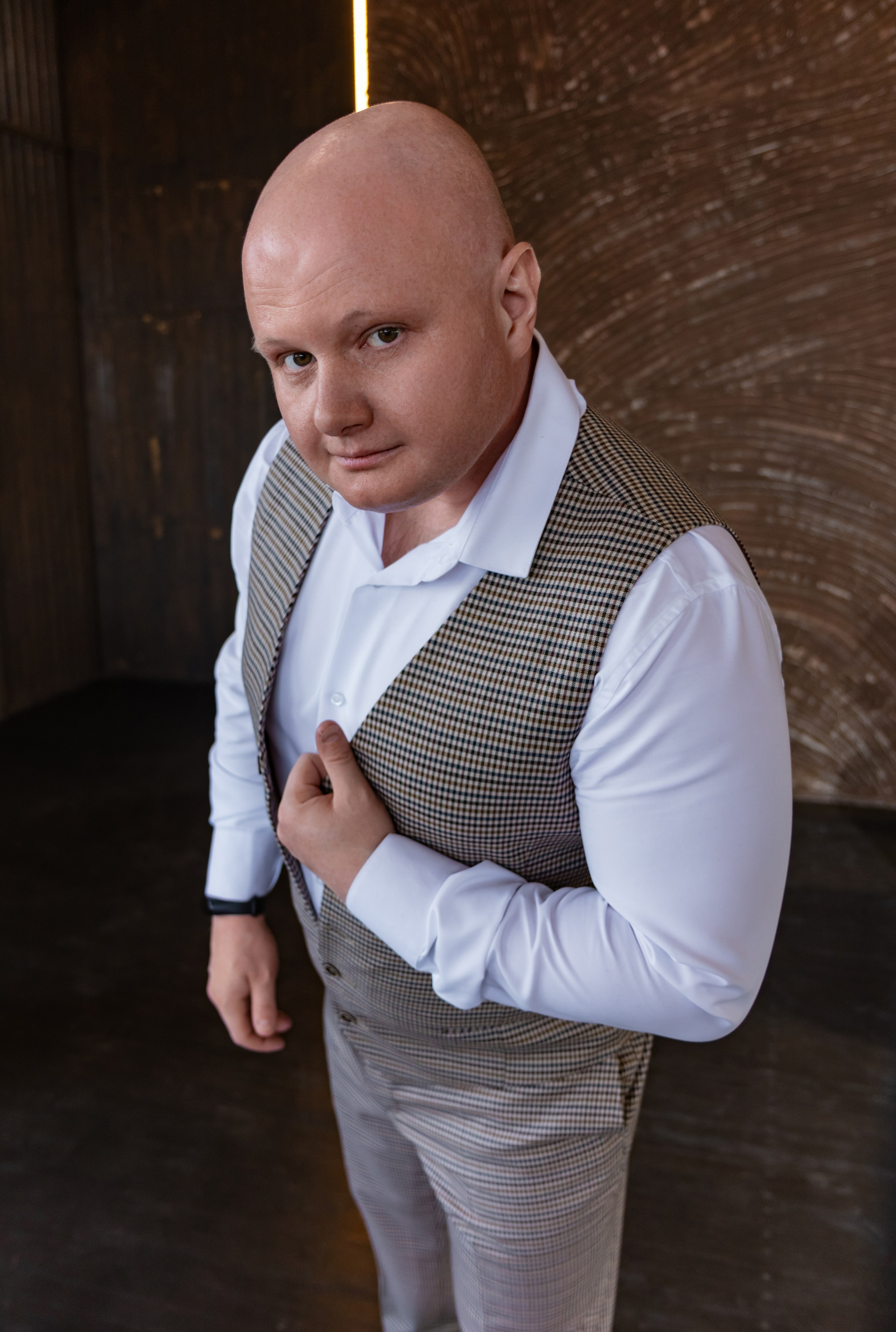 Контакты. Фотограф Дмитрий Корягин