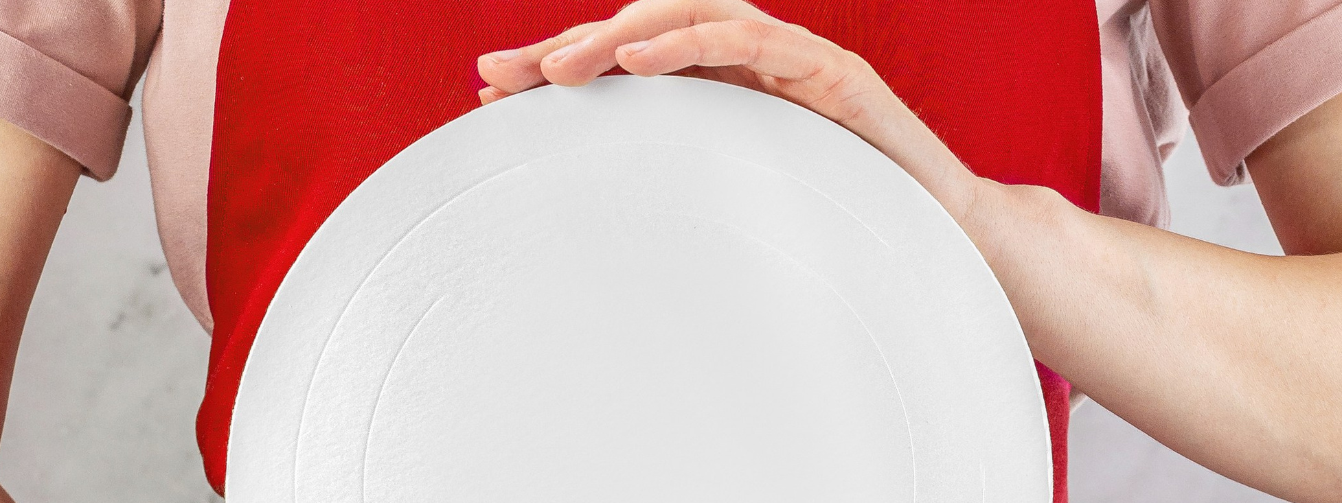 Подложки в руках