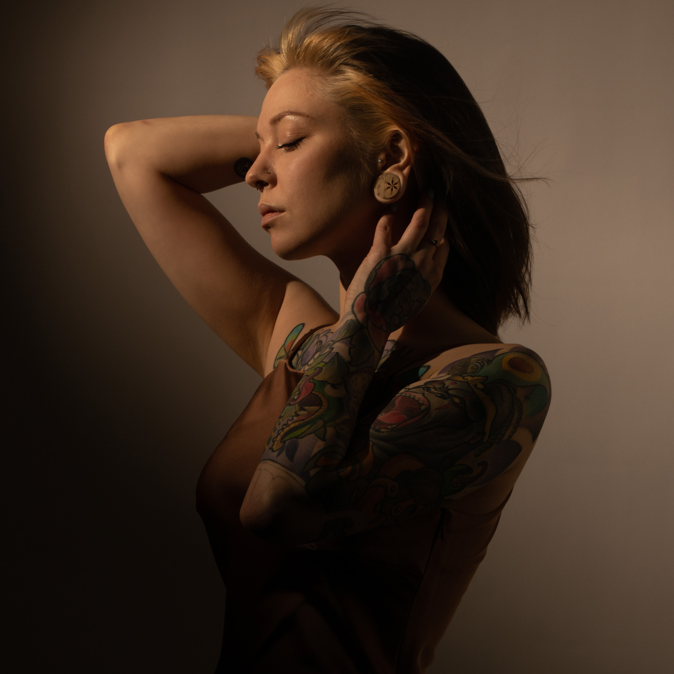 Контакты. Фотограф Дарья Воскресенская в Москве