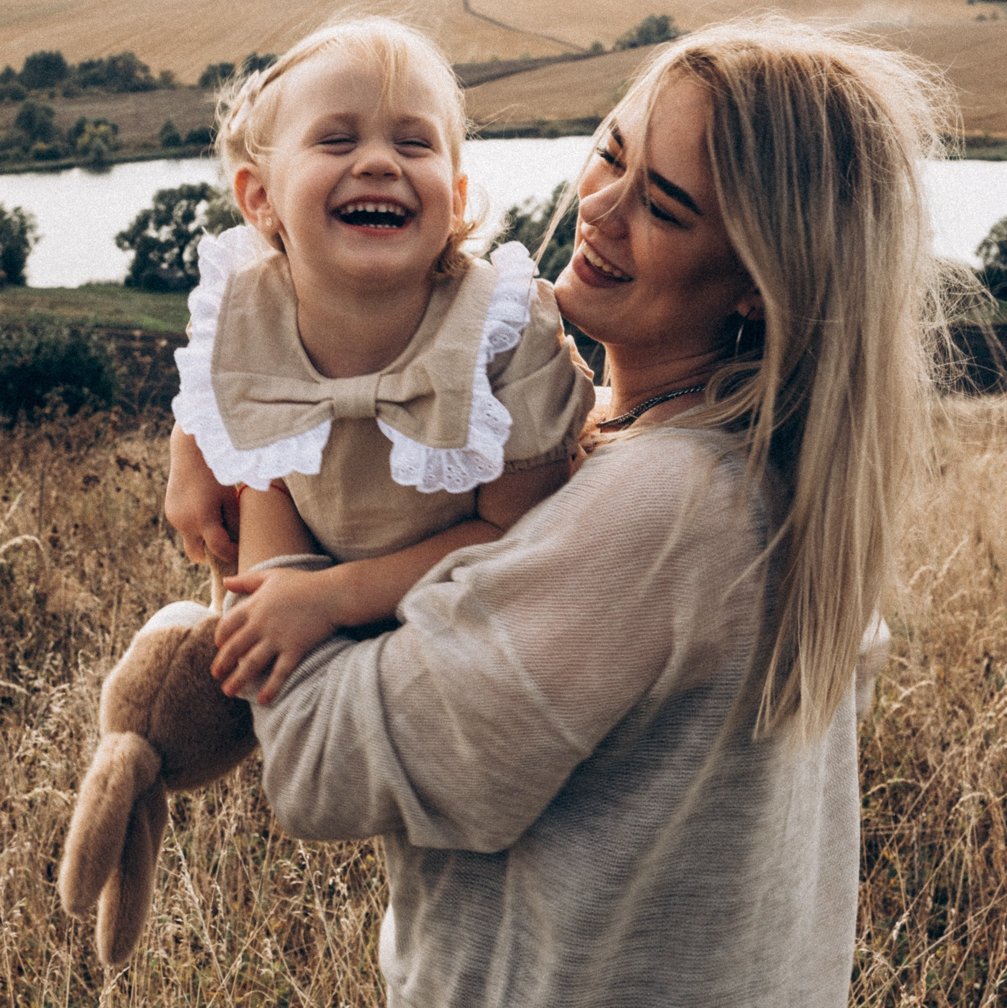 Услуги по фото- и видеосъёмке от Лафф Продакшен. ЛАФФ ФОТО И ВИДЕОПРОДАКШЕН