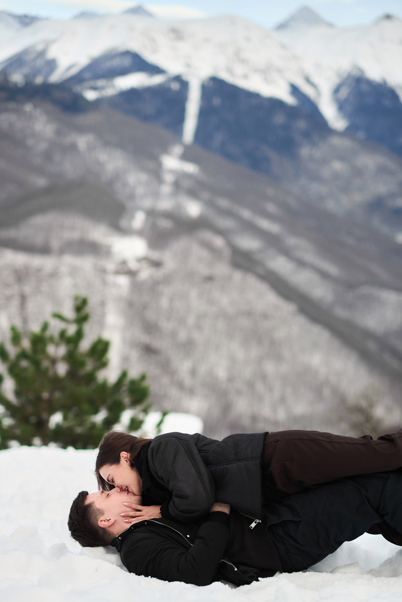 Красивые места для фотосессии в Сочи, Адлере, Красной поляне. Фотограф для женщин и мужчин, контента для бизнеса в Сочи, Адлере, Красной поляне, Розе Хутор