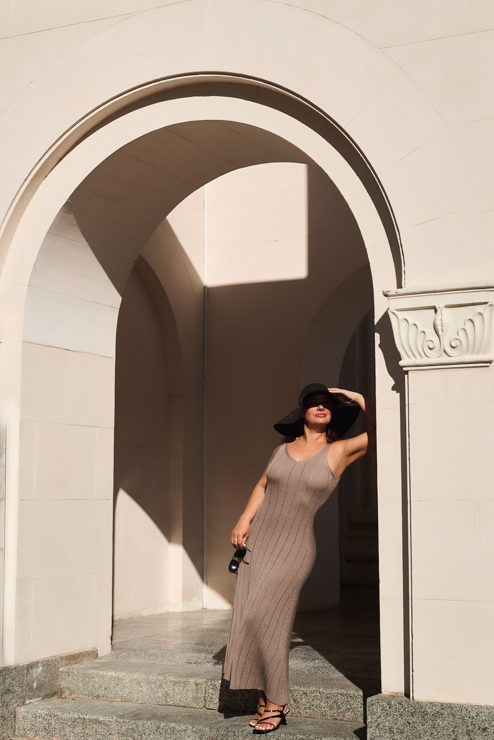 Красивые места для фотосессии в Сочи, Адлере, Красной поляне. Фотограф для женщин и мужчин, контента для бизнеса в Сочи, Адлере, Красной поляне, Розе Хутор