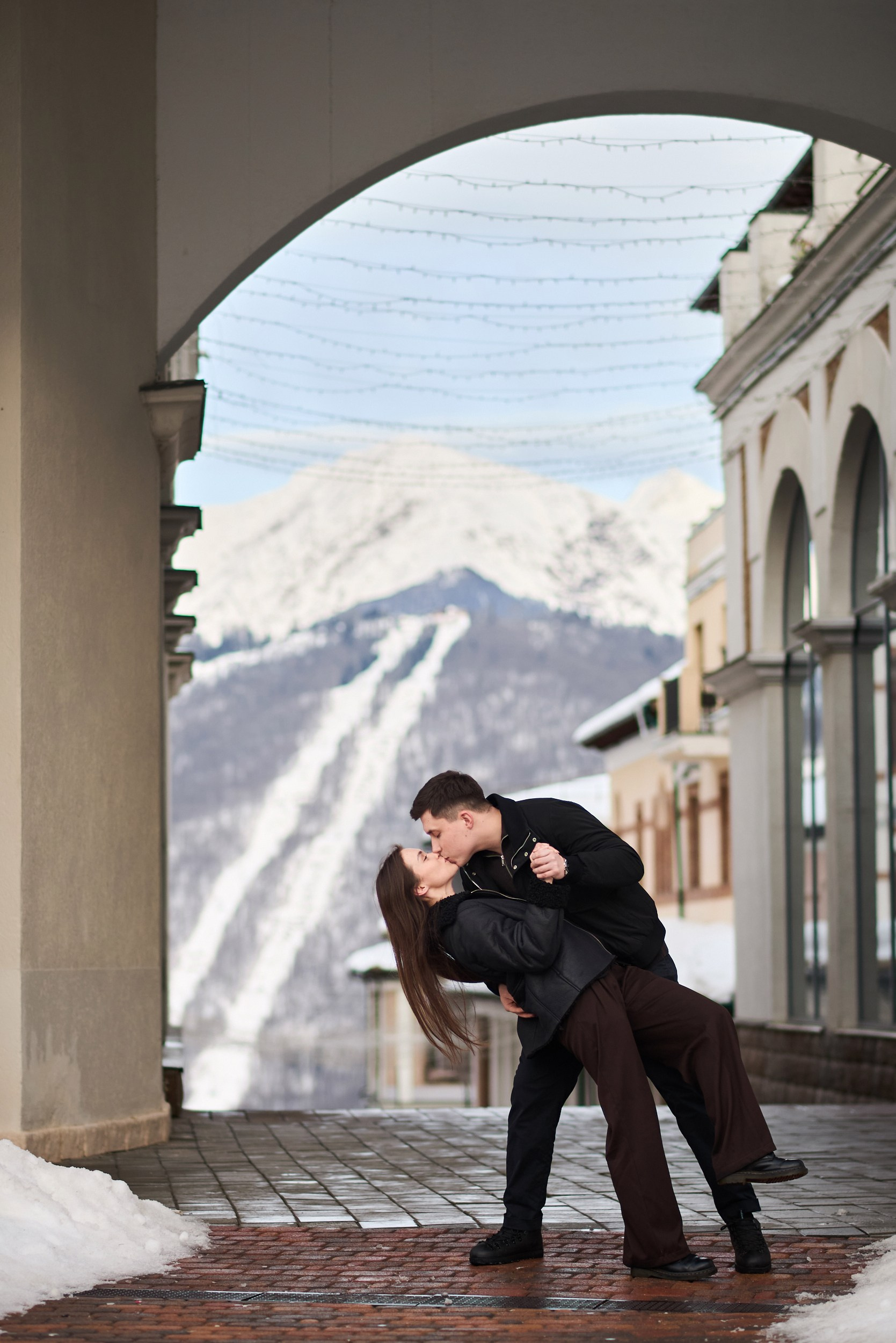Красивые места для фотосессии в Сочи, Адлере, Красной поляне. Фотограф для женщин и мужчин, контента для бизнеса в Сочи, Адлере, Красной поляне, Розе Хутор