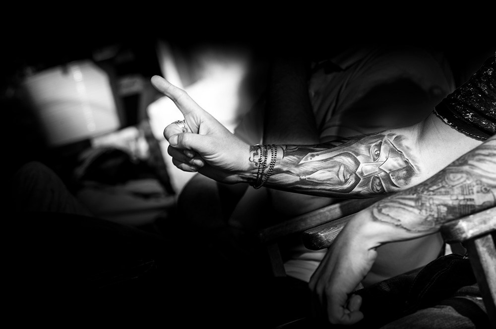 фотосессия мужчины с тату в Санкт-Петербурге