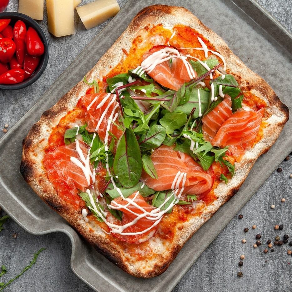 Римская пицца, римская пинса, фото пиццы с семгой