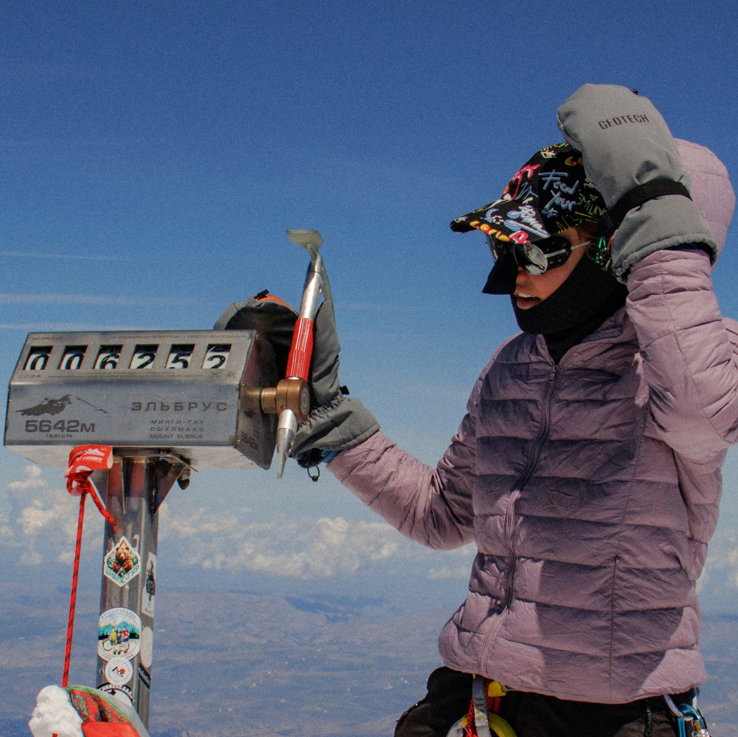 Фотограф на трекинг и восхождение Эльбрус, Приэльбрусье. Елизавета Бобок