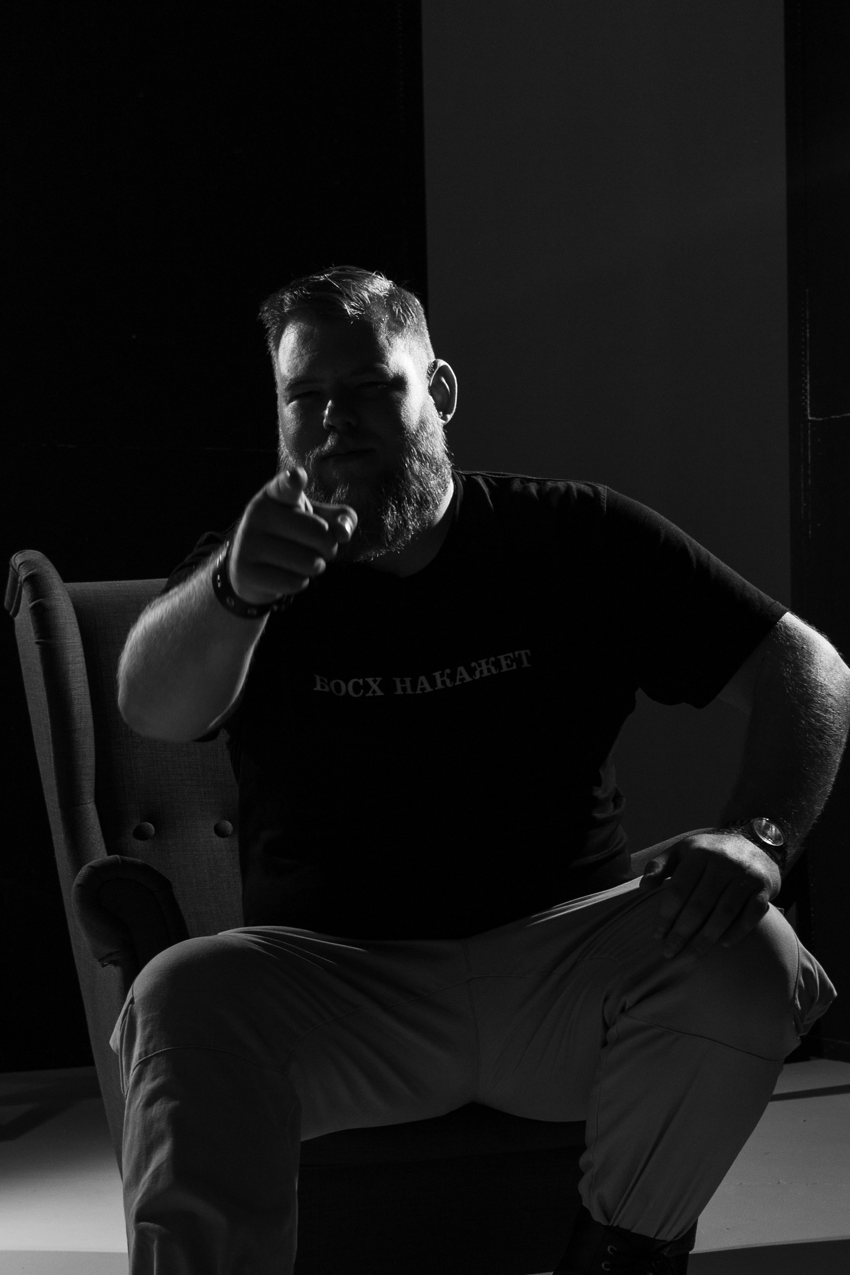 Контакты. Фотограф Александр Алашеев Самара