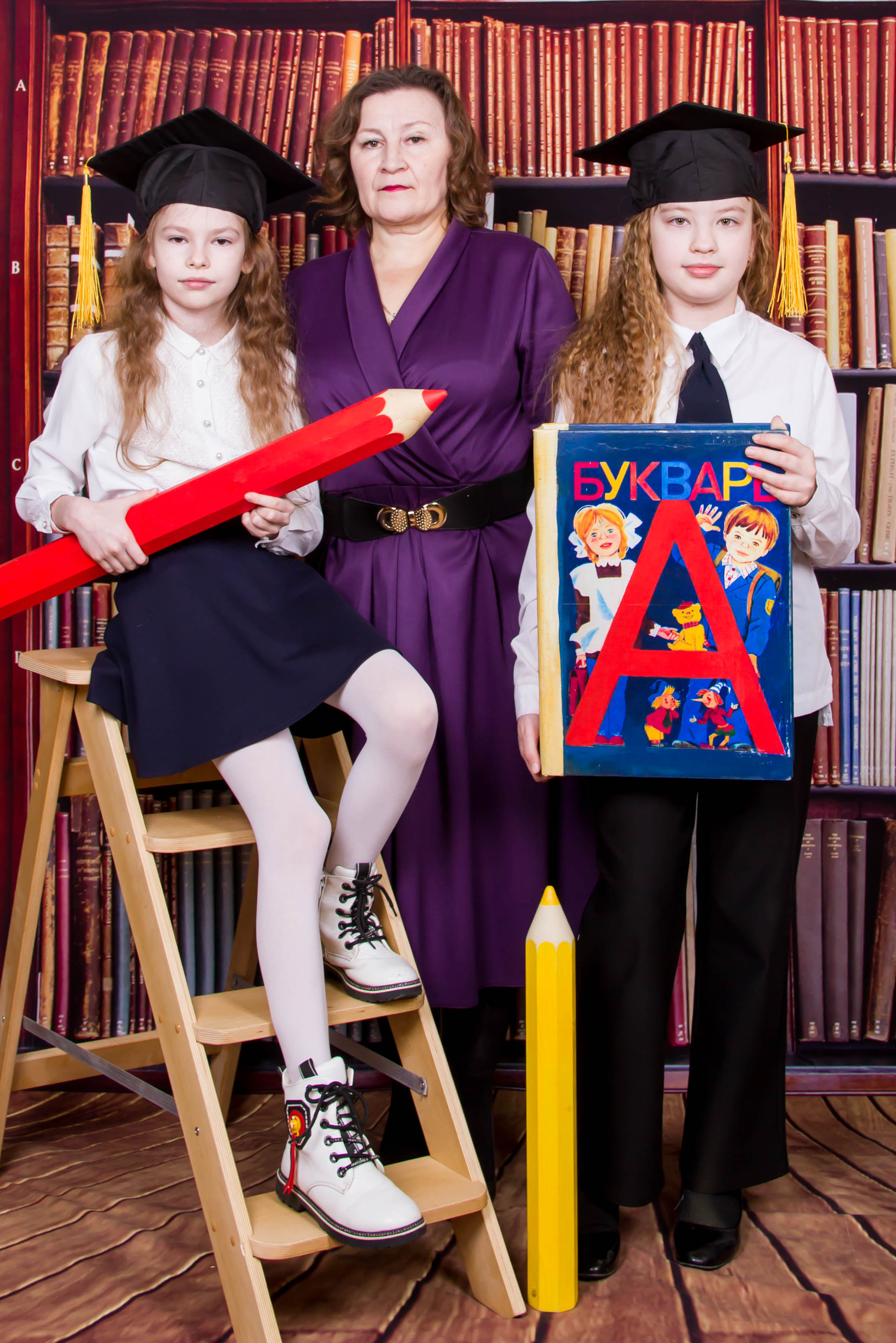 Выпускные альбомы на заказ Нягань (фотокнигиназаказнягань)