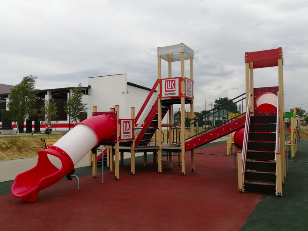 Таврика МАФ Сервис, комплексное благоустройство территорий и детских площадок в Крыму