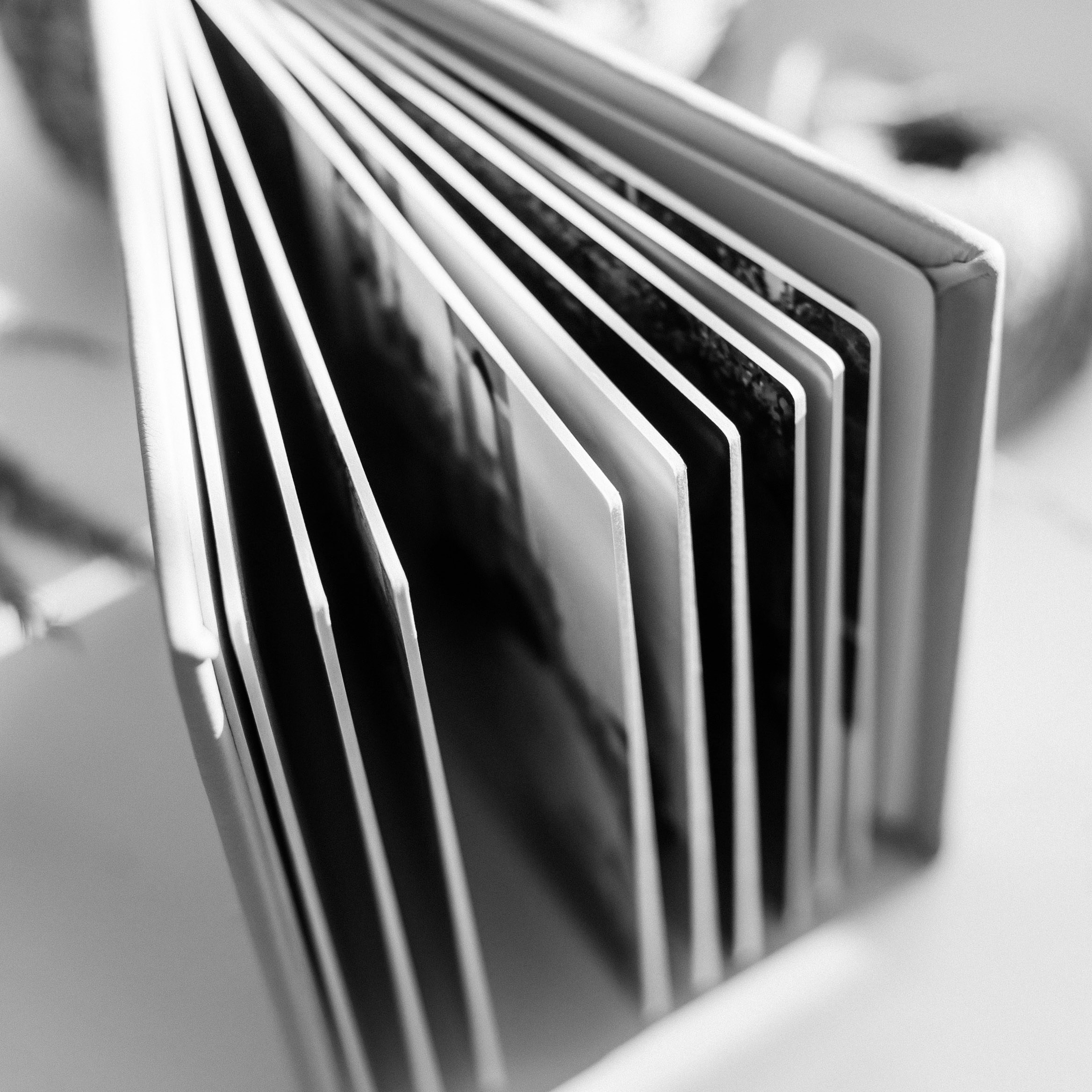 Свадебная фотокнига с плотными страницами и твердым переплетом