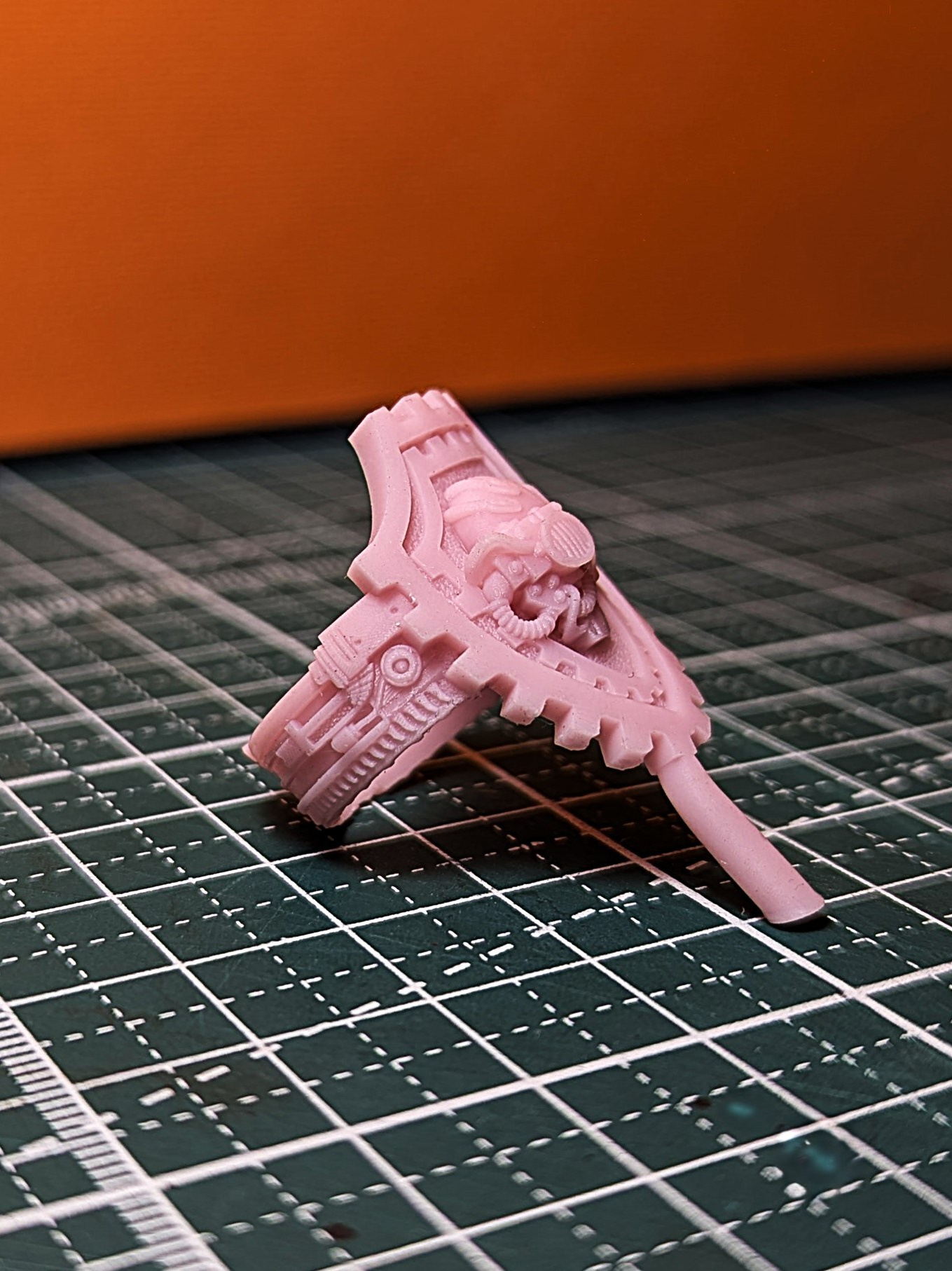 изготовить перстень  Adeptus Mechanicus на заказ из Warhammer 40,000.