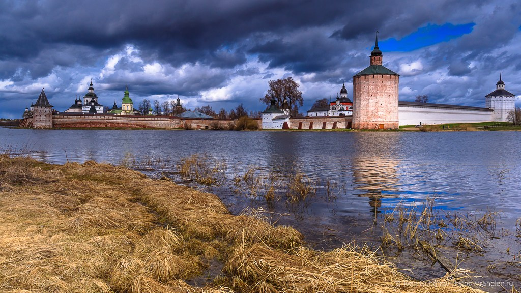 Весеннее путешествие в город Кириллов в Вологодской области. Фотограф Иван Губанов