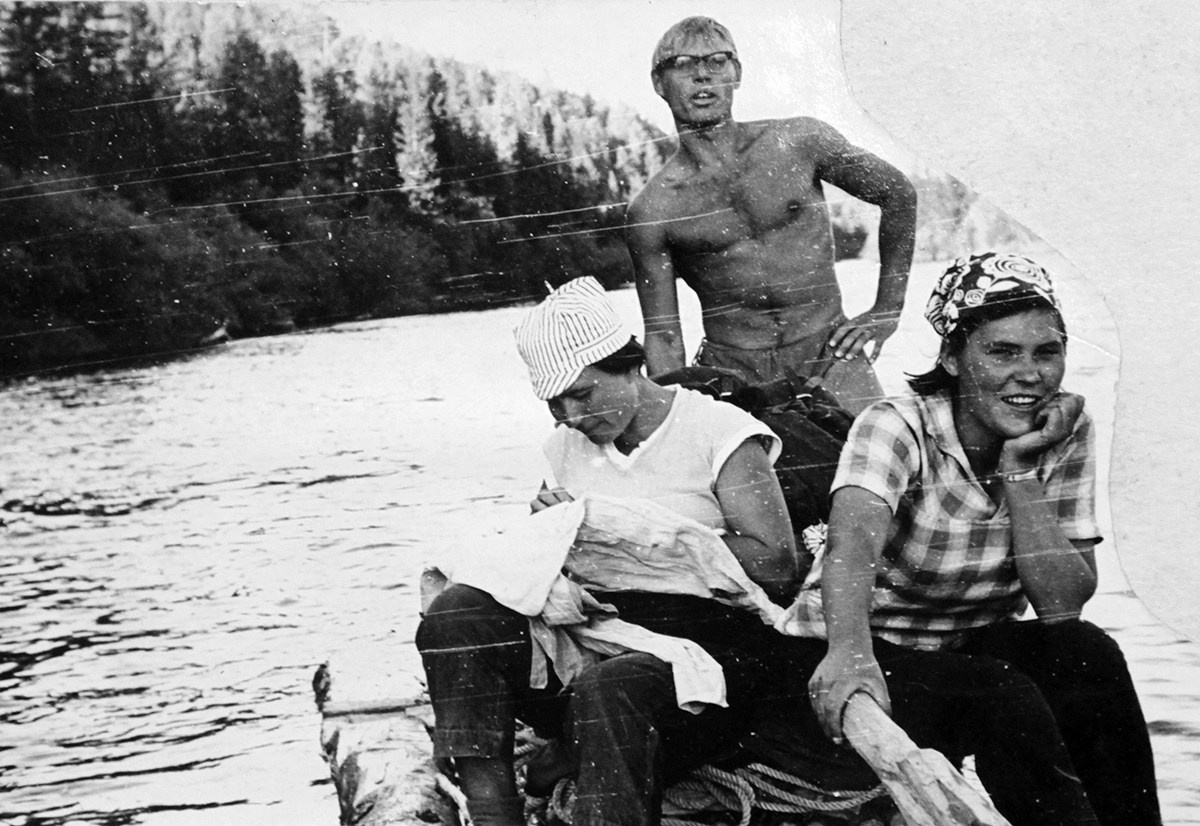 Тайгой и водой Прибайкалья (1966). Фотограф Эдуард Алмадаков