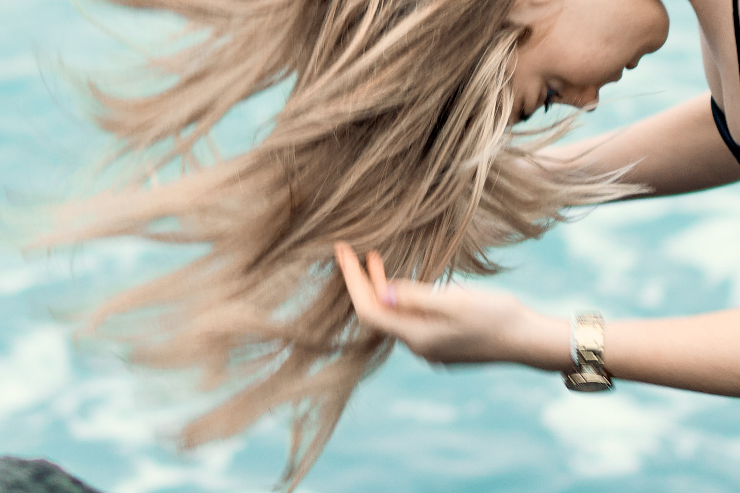 Контент. Меня зовут Марина Конор, я портретный фэшн и контент фотограф в Москве