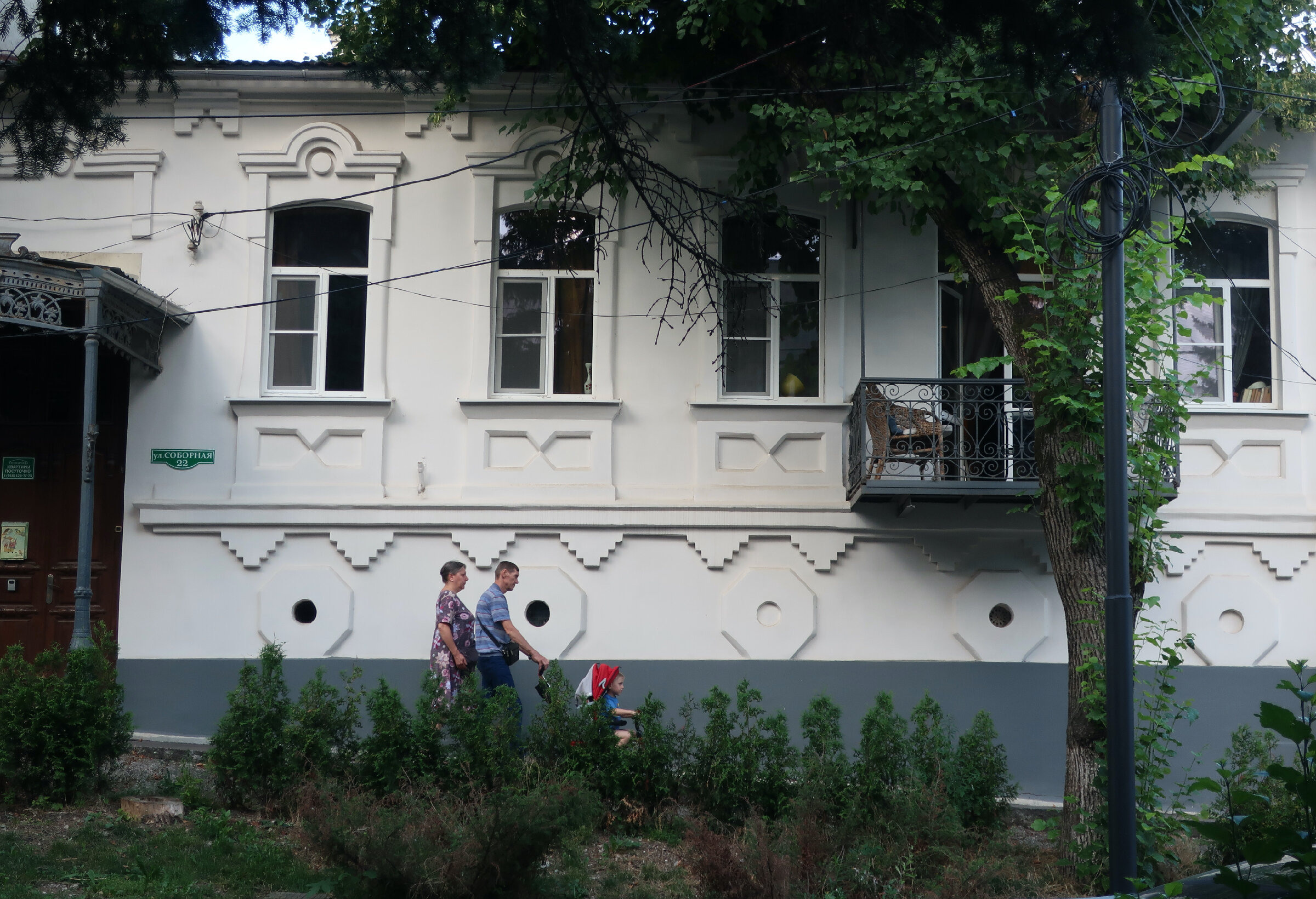 Фотопрогулка по жаркому Пятигорску: горы Машук, Бештау, канатка. Проект «Фотокладовка»: блог уличной фотографии в формате street photo