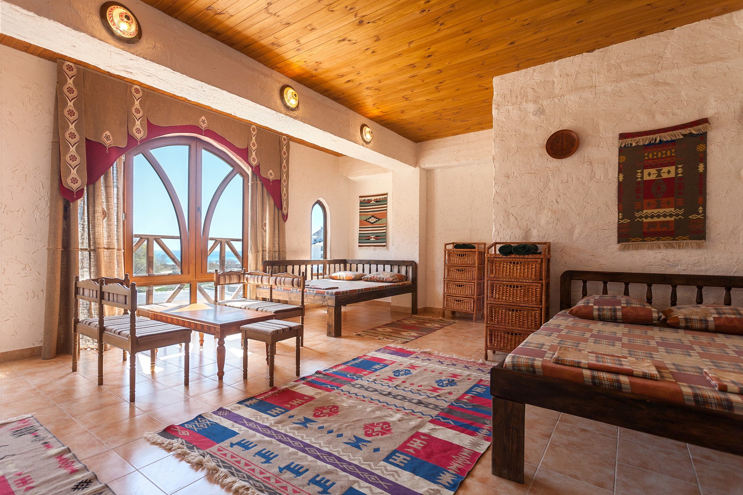 Профессиональная съёмка интерьеров и объектов недвижимости в Крыму и С. Профессиональный фотограф в Крыму и Севастополе Павел Корсун