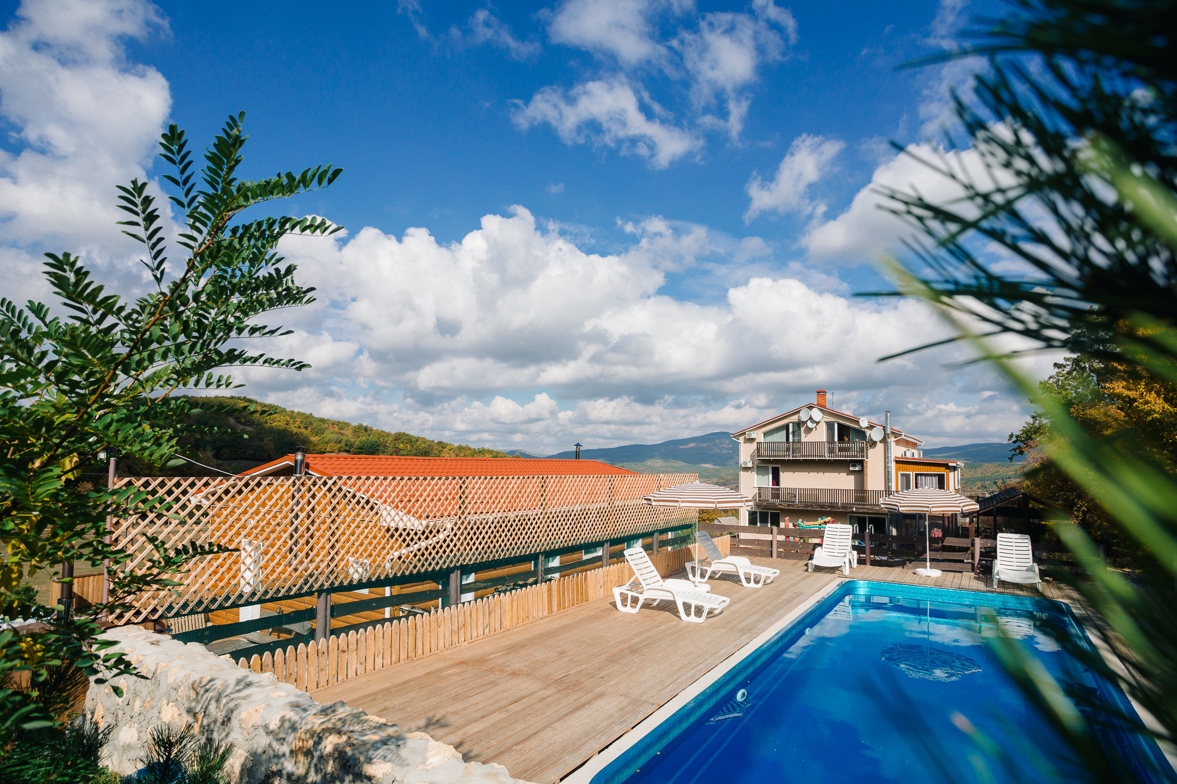 Профессиональная съёмка интерьеров и объектов недвижимости в Крыму и С. Профессиональный фотограф в Крыму и Севастополе Павел Корсун