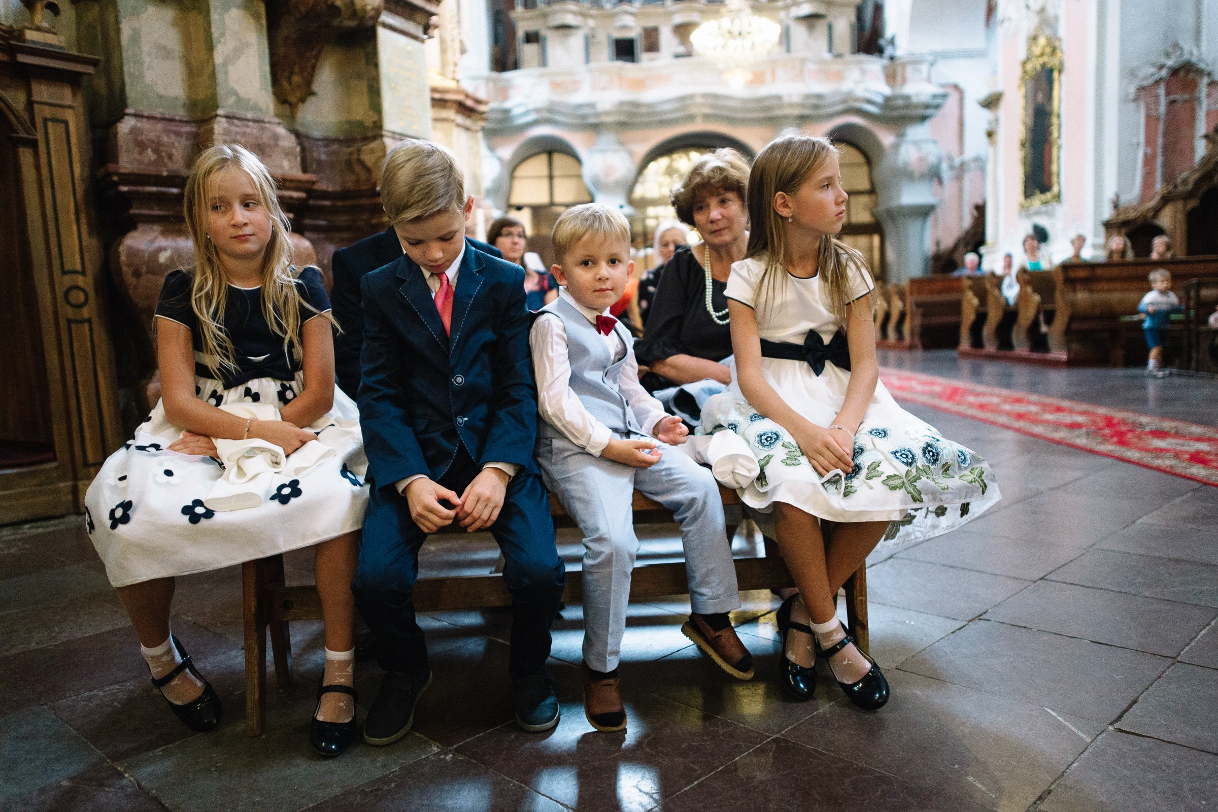 Дети на свадьбе глазами фотографа: как всё организовать и что учитывать