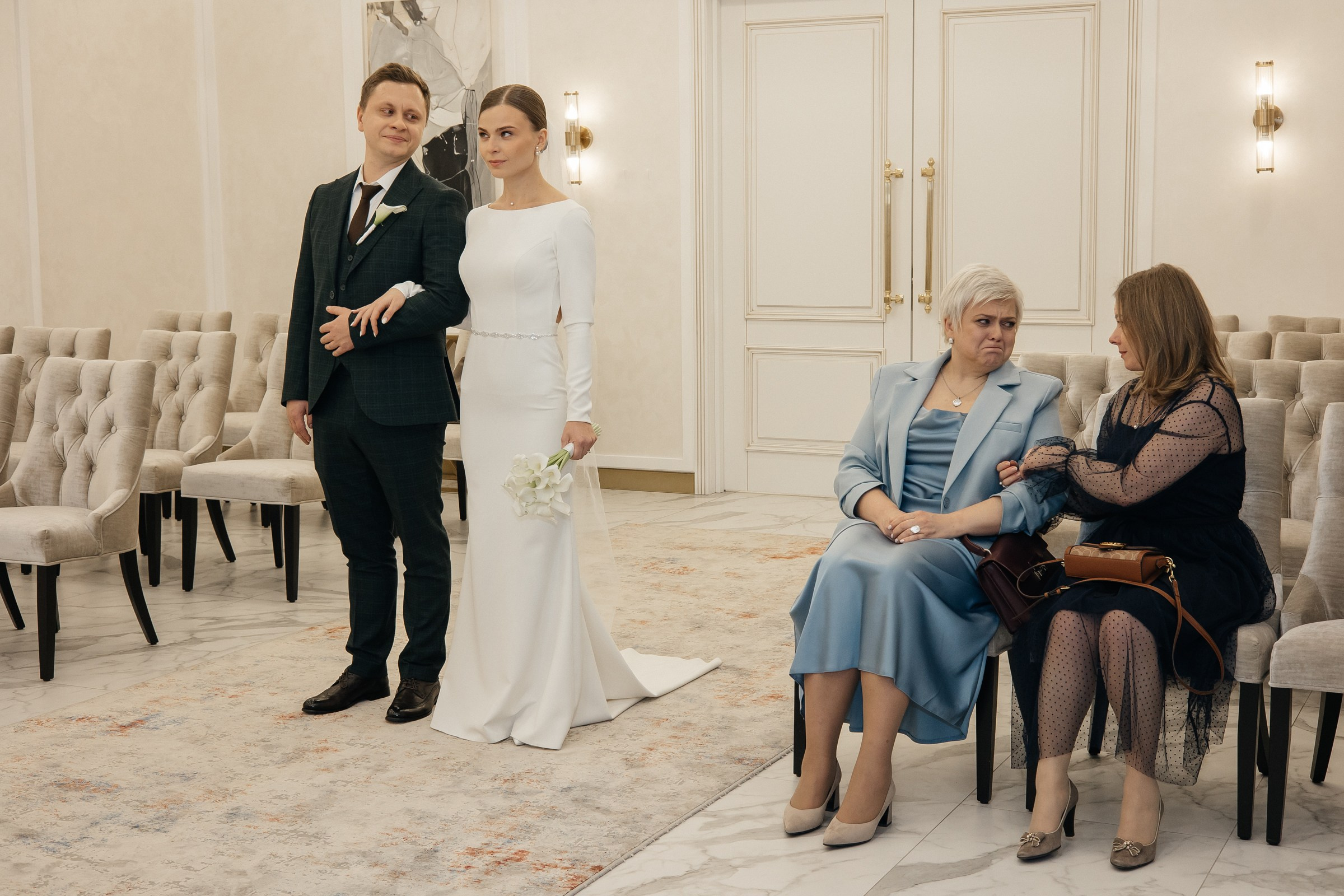 Лучшие красивые загсы и дворцы бракосочетания для свадьбы в Москве. Свадебный фотограф в Москве Элина Ларченкова. Фото, которые цепляют